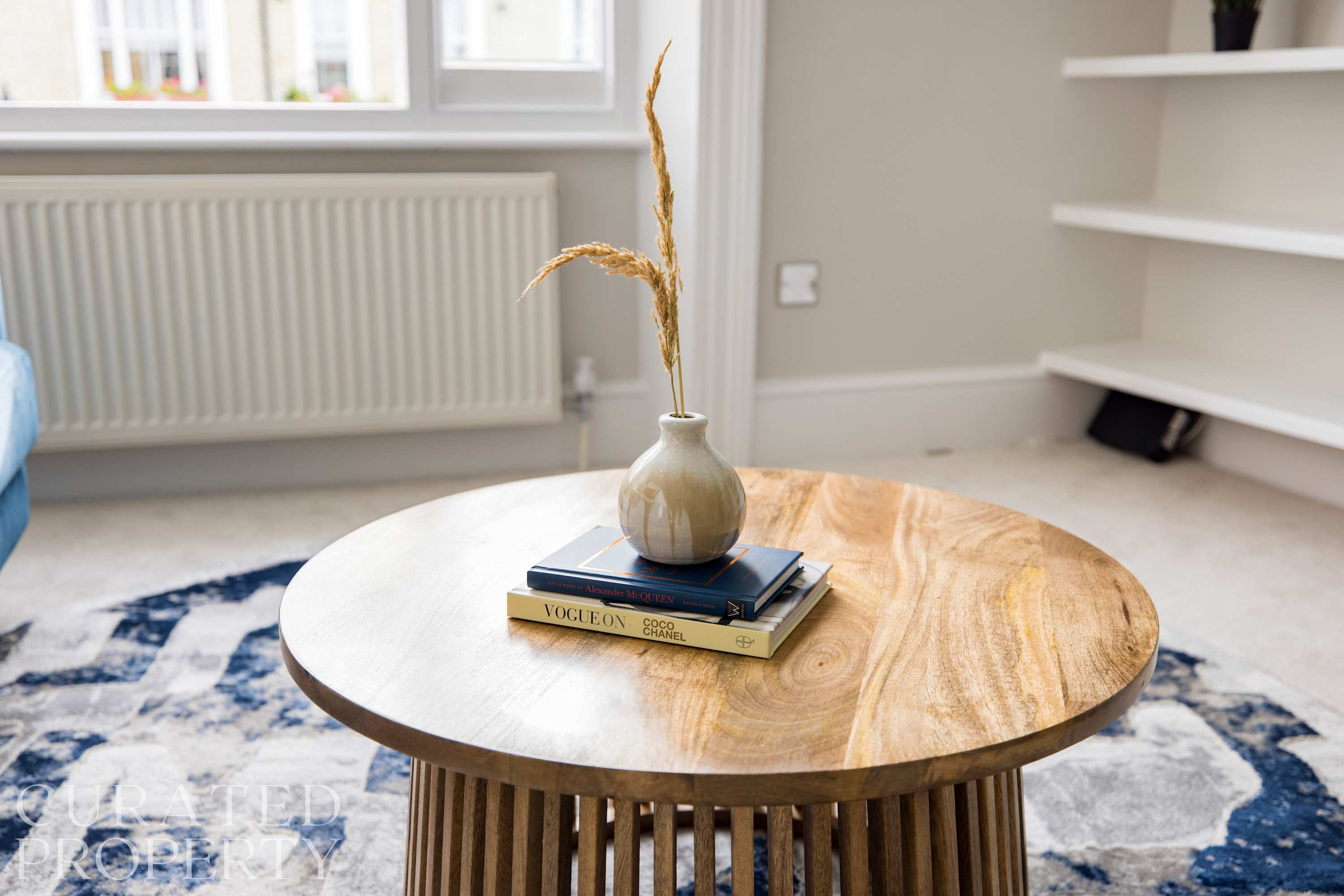 Chic & Light-filled Earls Court Flat near Tube in 49 Eardley Crescent SW5 9JT - Property image 10 - VivreStays