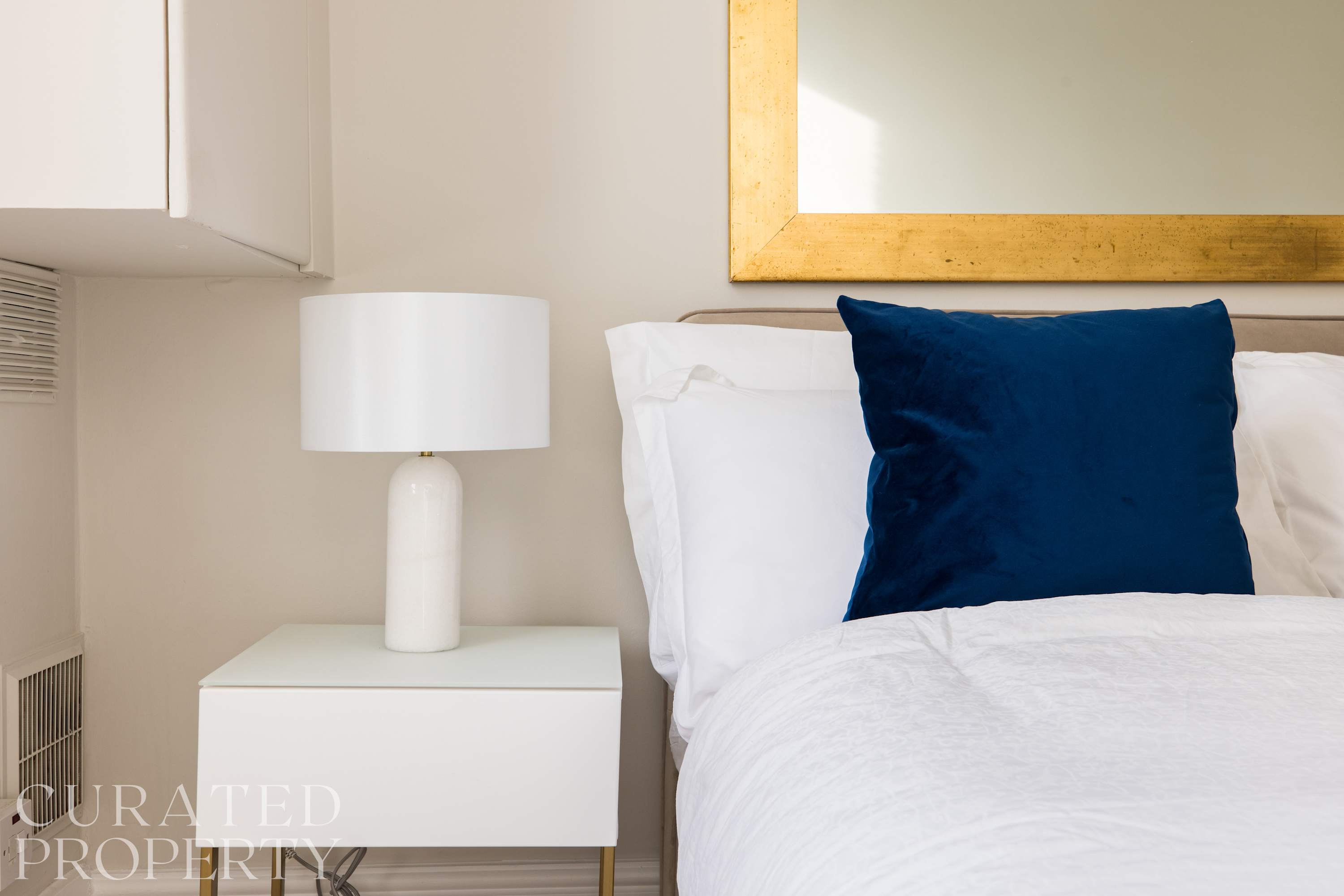 Chic & Light-filled Earls Court Flat near Tube in 49 Eardley Crescent SW5 9JT - Property image 18 - VivreStays