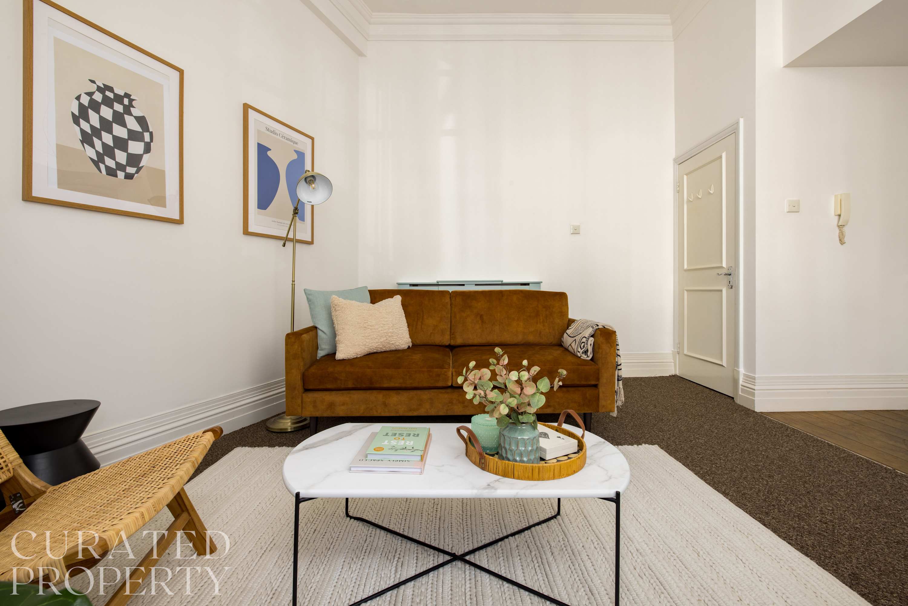 Spacious Earls Court Apt - Office & Rear Terrace in 58 Eardley Crescent SW5 9JZ - Property image 8 - VivreStays