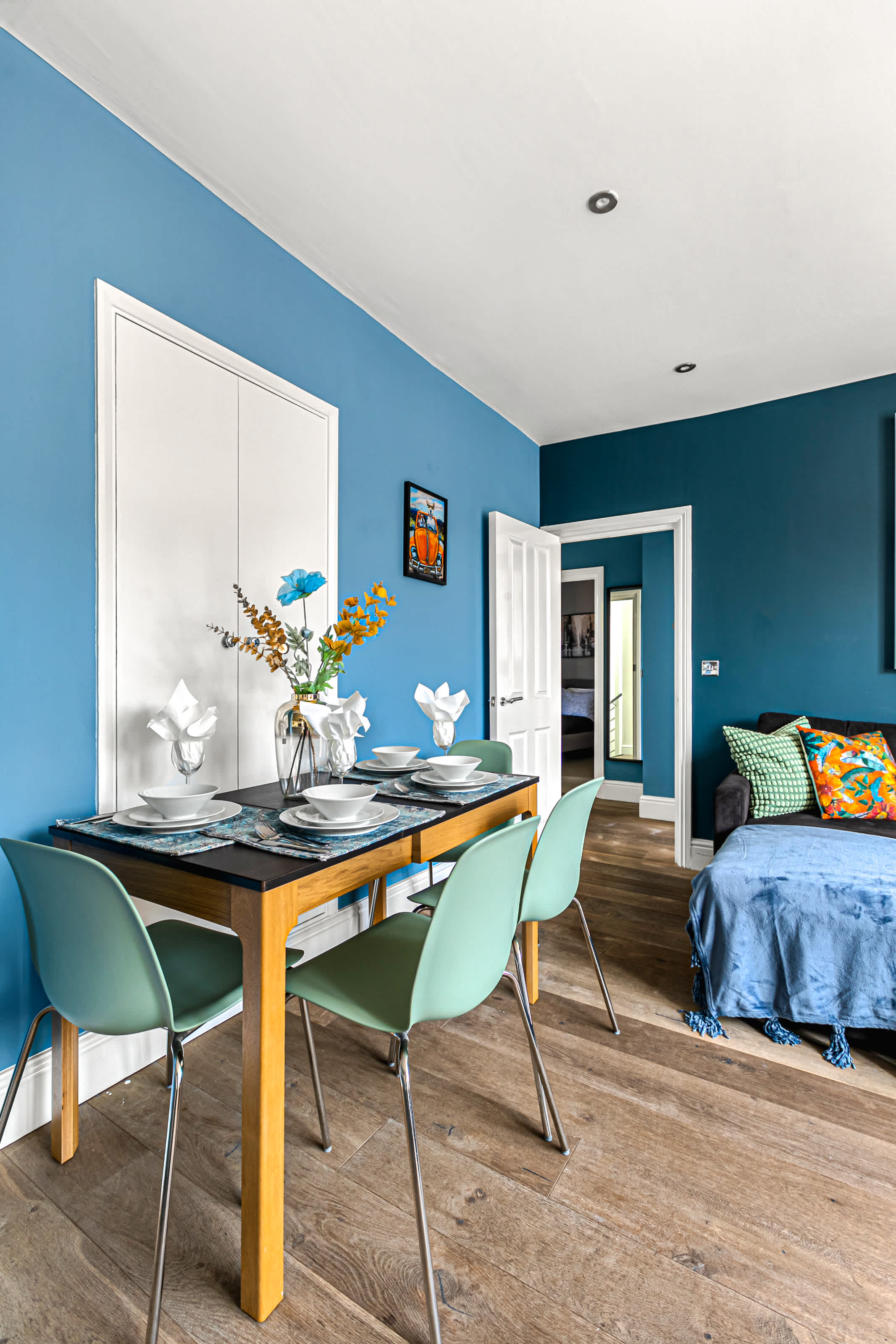 View Lanes Hideaway | 3 mins to Beach & Pier in East Street BN1 1HP Lanes Hideaway | 3 mins to Beach & Pier in East Street BN1 1HP - Property image 7 - VivreStays