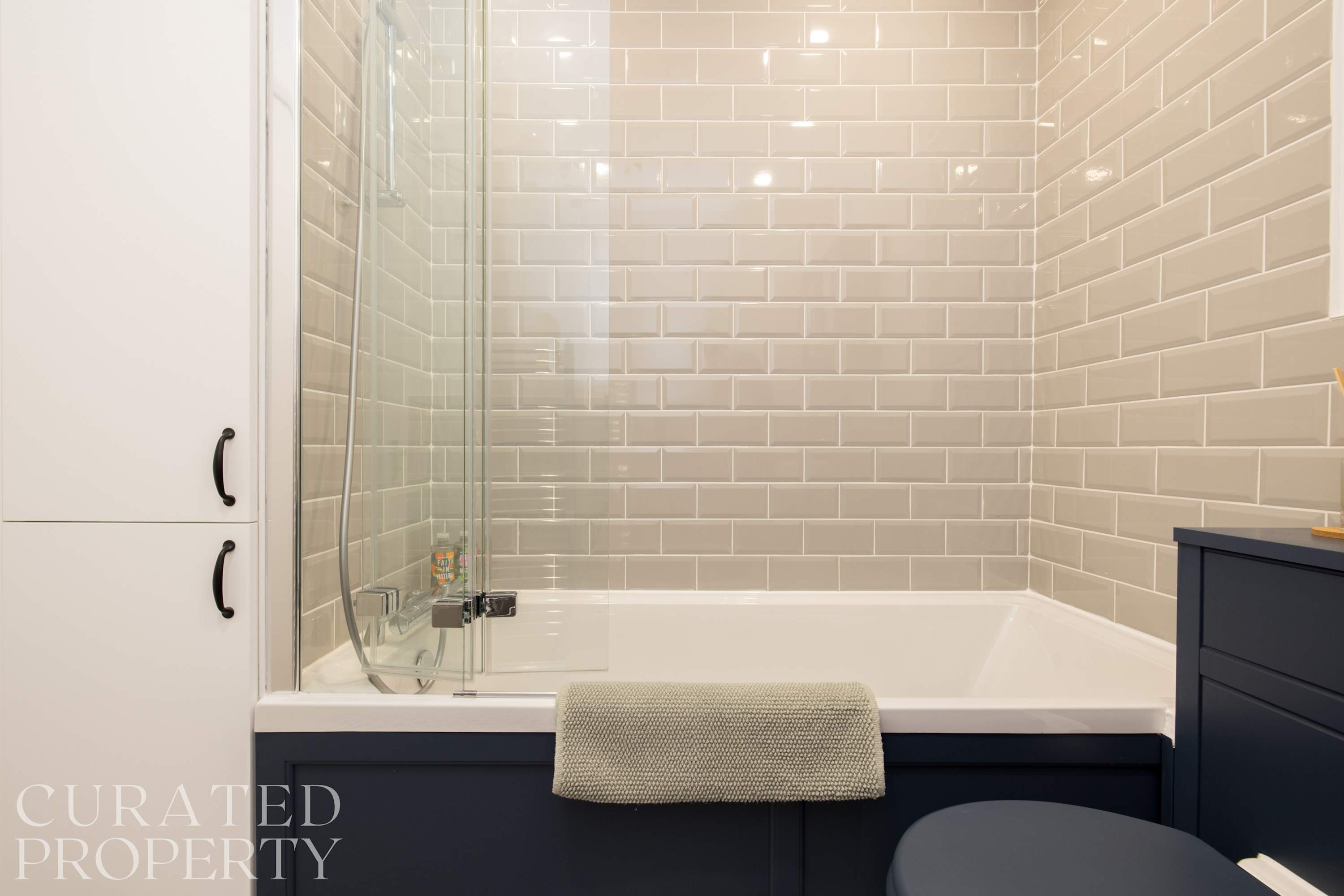 Charming Primrose Hill Rooftop Duplex in Gloucester Avenue 58 NW1 8JD - Property image 23 - VivreStays