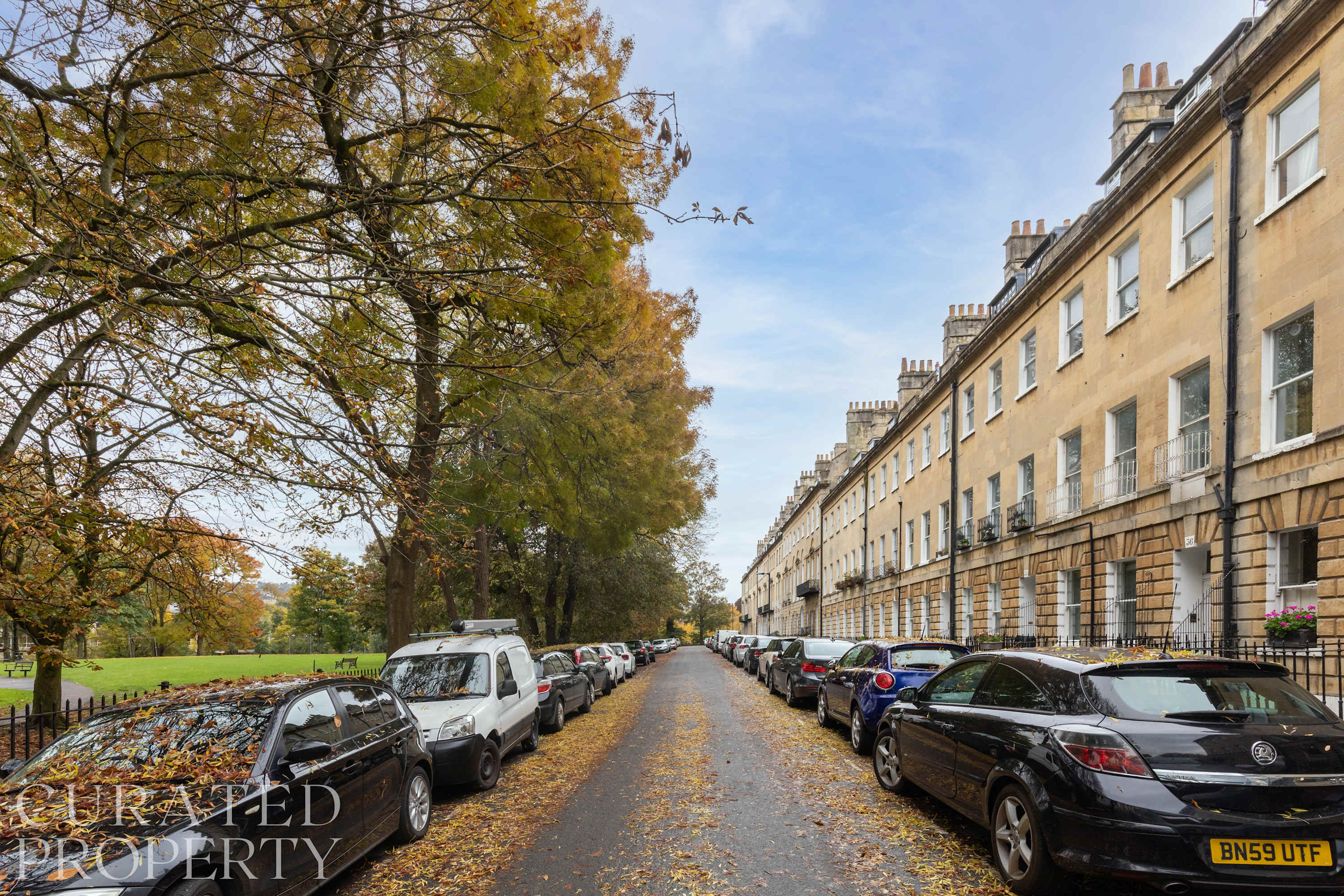 View Light-filled Period Apartment - Central Bath in Green Park 39 BA1 1HZ Light-filled Period Apartment - Central Bath in Green Park 39 BA1 1HZ - Property image 4 - VivreStays
