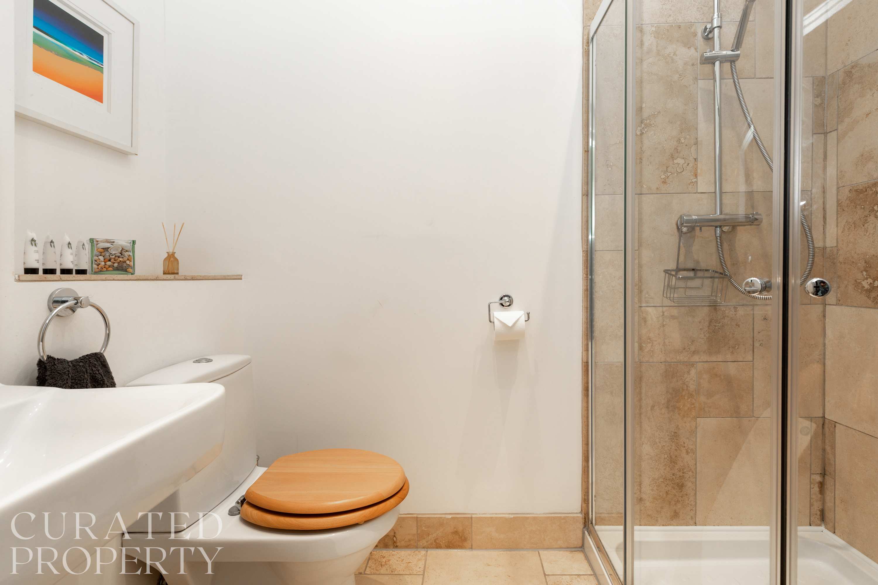 View Light-filled Period Apartment - Central Bath in Green Park 39 BA1 1HZ Light-filled Period Apartment - Central Bath in Green Park 39 BA1 1HZ - Property image 15 - VivreStays