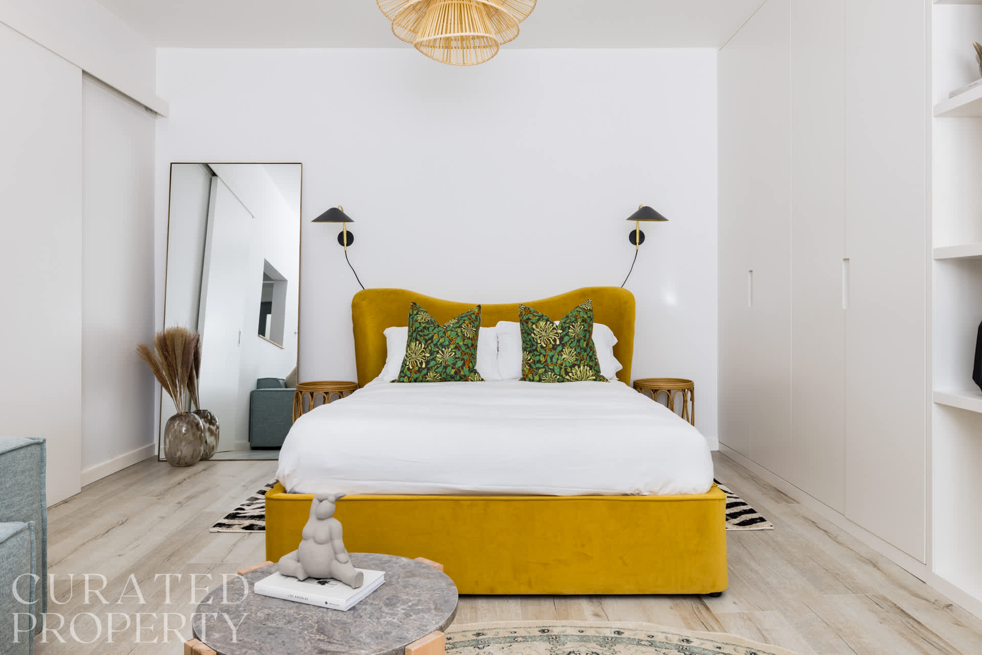 Light-filled Studio with AirCon near Tube in 9 Hogarth Road SW5 0QT - Property image 11 - VivreStays
