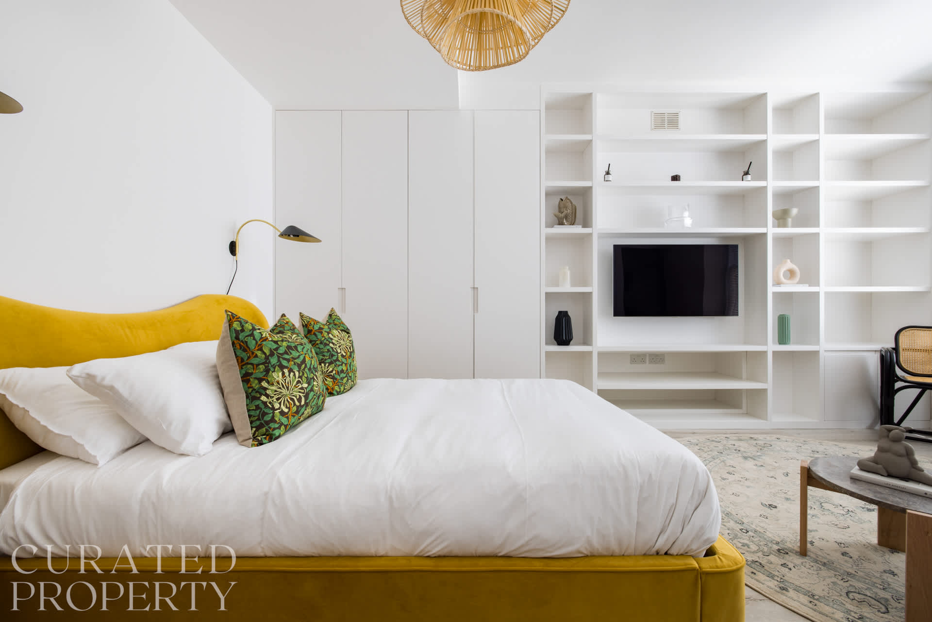 Light-filled Studio with AirCon near Tube in 9 Hogarth Road SW5 0QT - Property image 12 - VivreStays