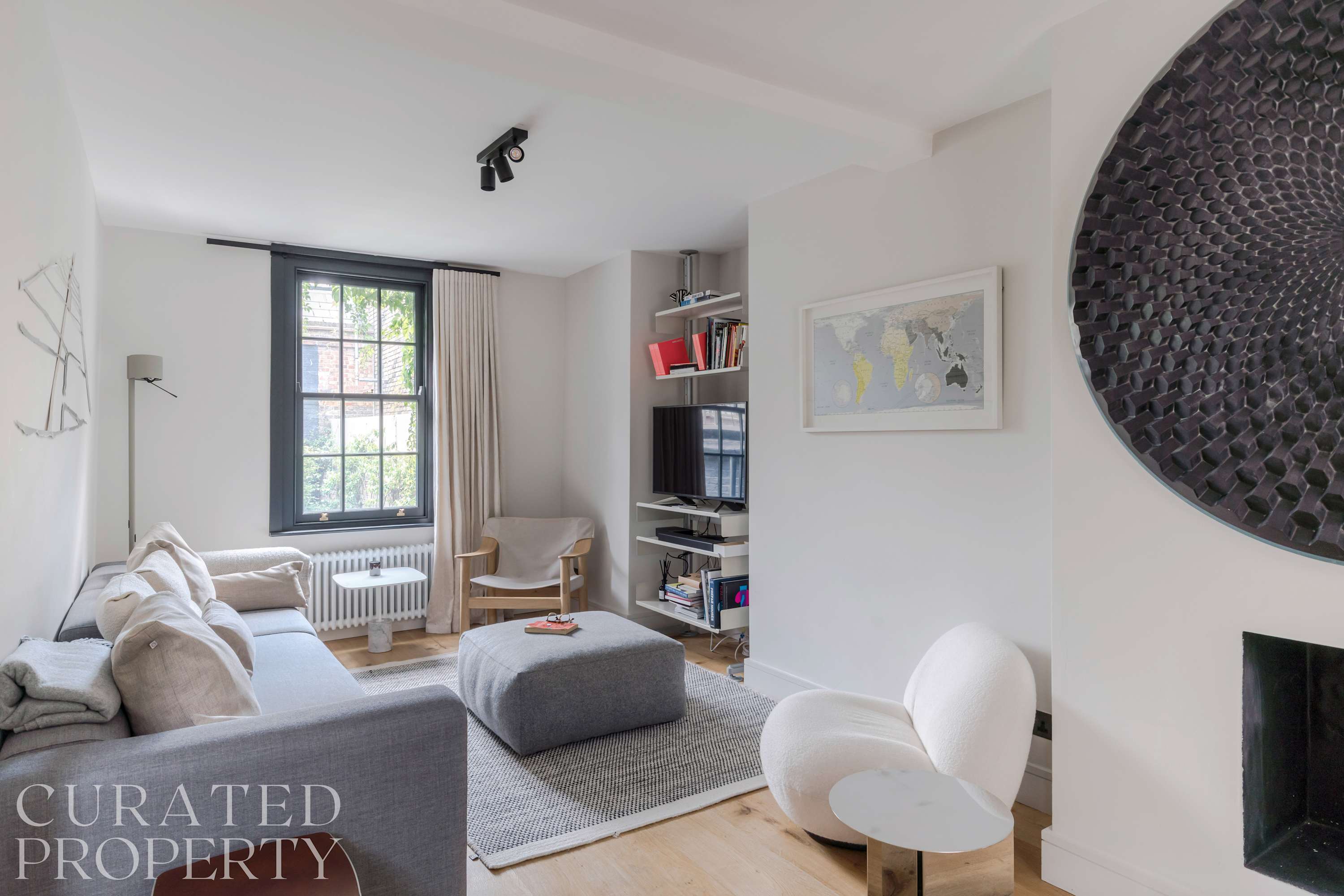 Stylish IslingtonTownhouse with Terrace & Garden in 12 Islington Park Street N1 1PU - Property image 8 - VivreStays