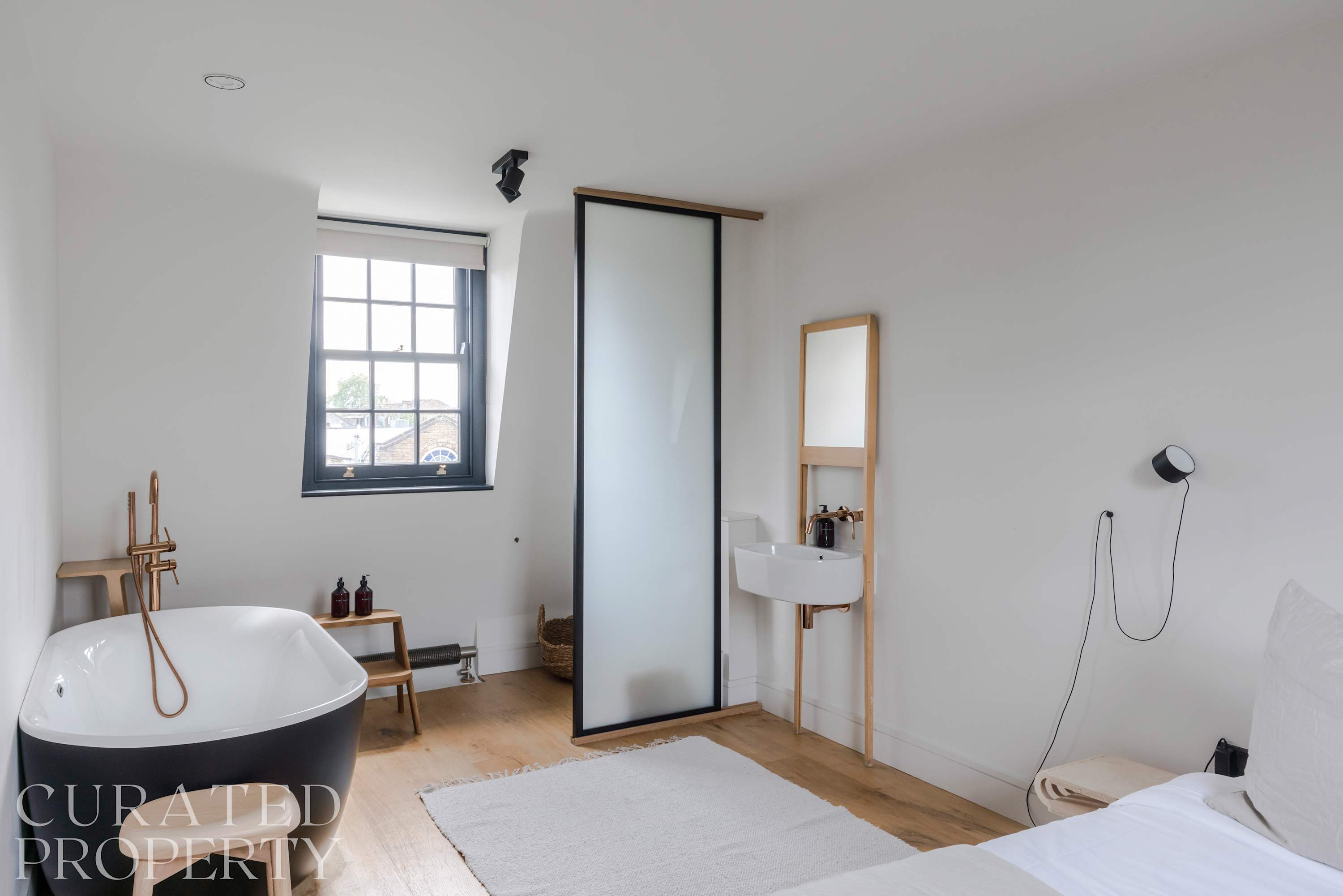 Stylish IslingtonTownhouse with Terrace & Garden in 12 Islington Park Street N1 1PU - Property image 24 - VivreStays