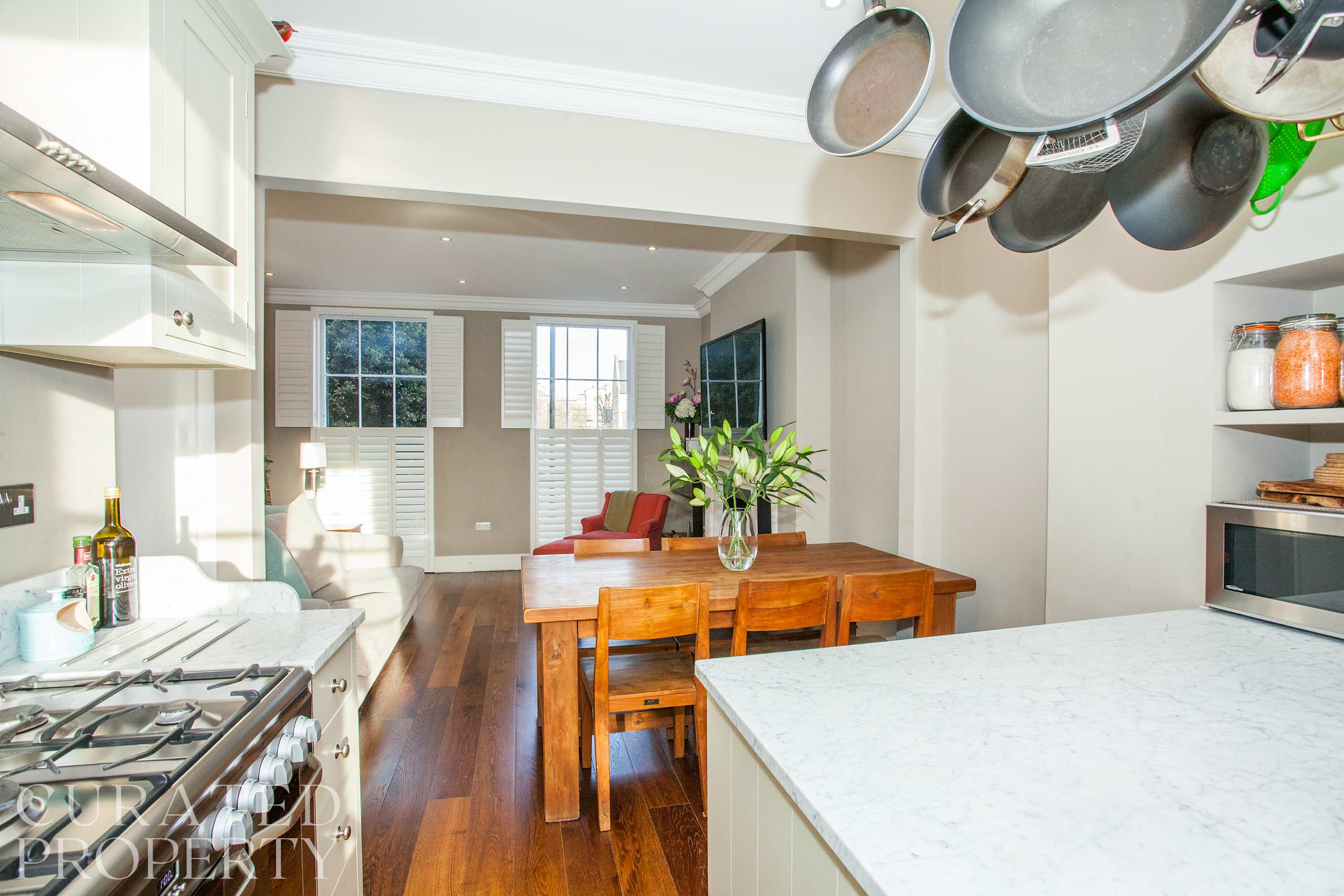 Luxury Marylebone 2-Bed Duplex with Terrace in 105B Lisson Grove NW1 6UP - Property image 6 - VivreStays