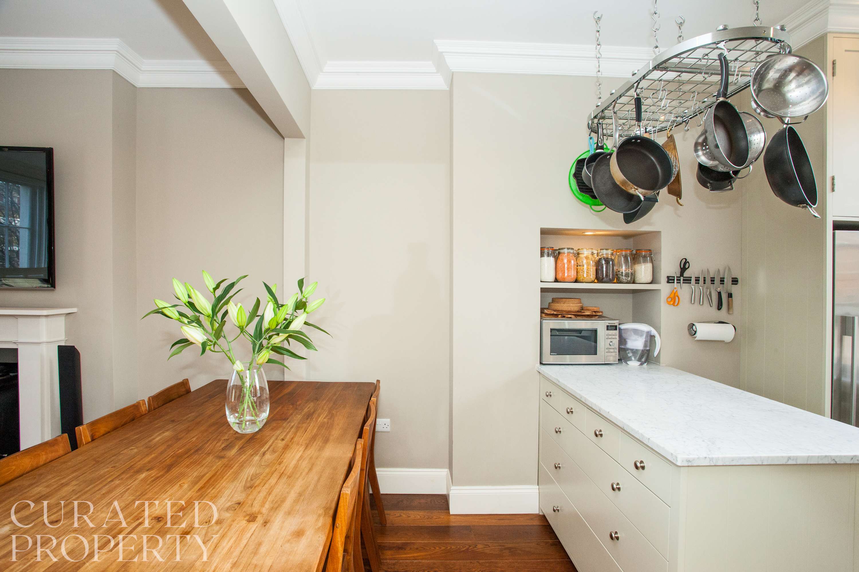 Luxury Marylebone 2-Bed Duplex with Terrace in 105B Lisson Grove NW1 6UP - Property image 15 - VivreStays