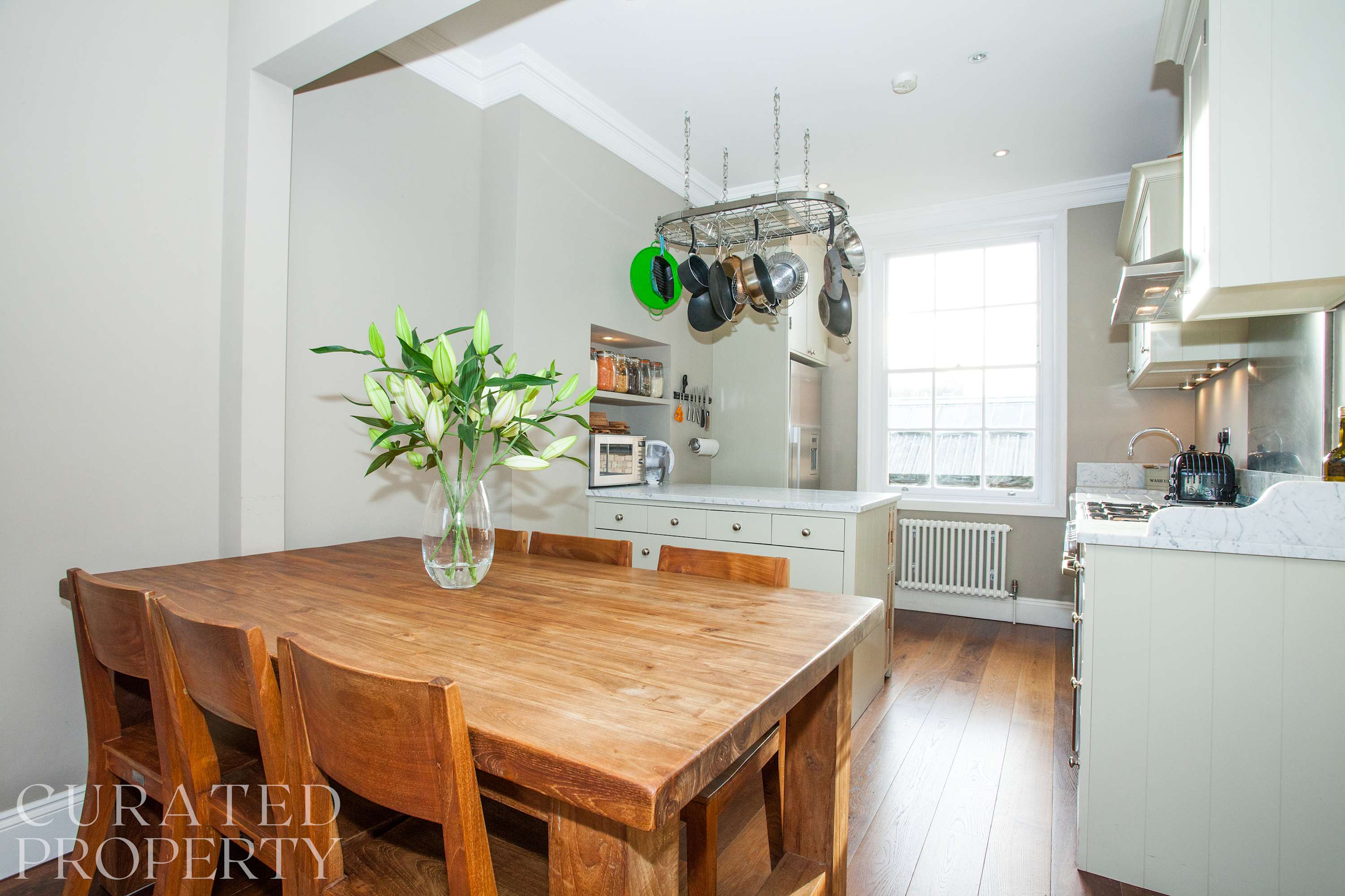 Luxury Marylebone 2-Bed Duplex with Terrace in 105B Lisson Grove NW1 6UP - Property image 10 - VivreStays