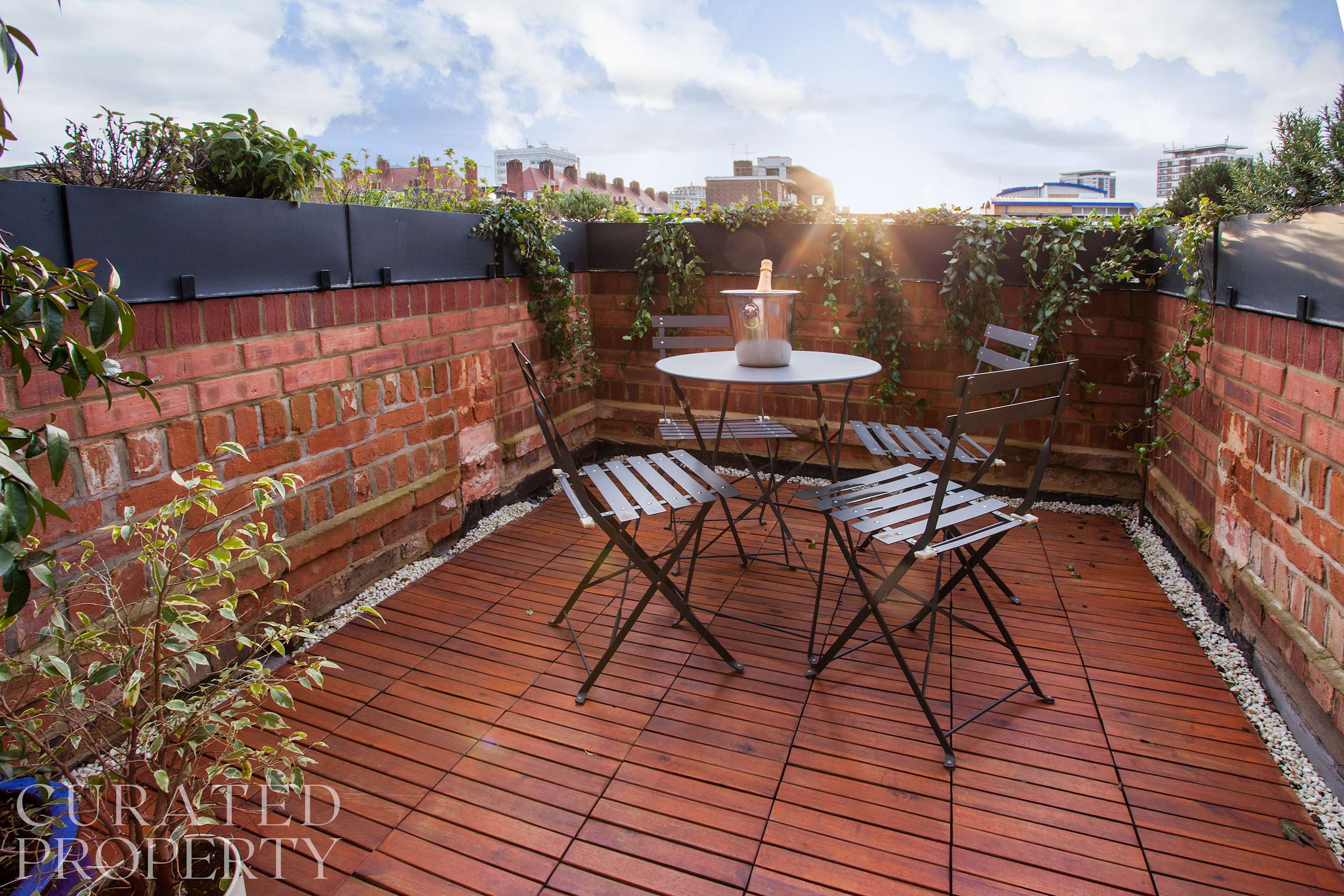 Luxury Marylebone 2-Bed Duplex with Terrace in 105B Lisson Grove NW1 6UP - Property image 4 - VivreStays