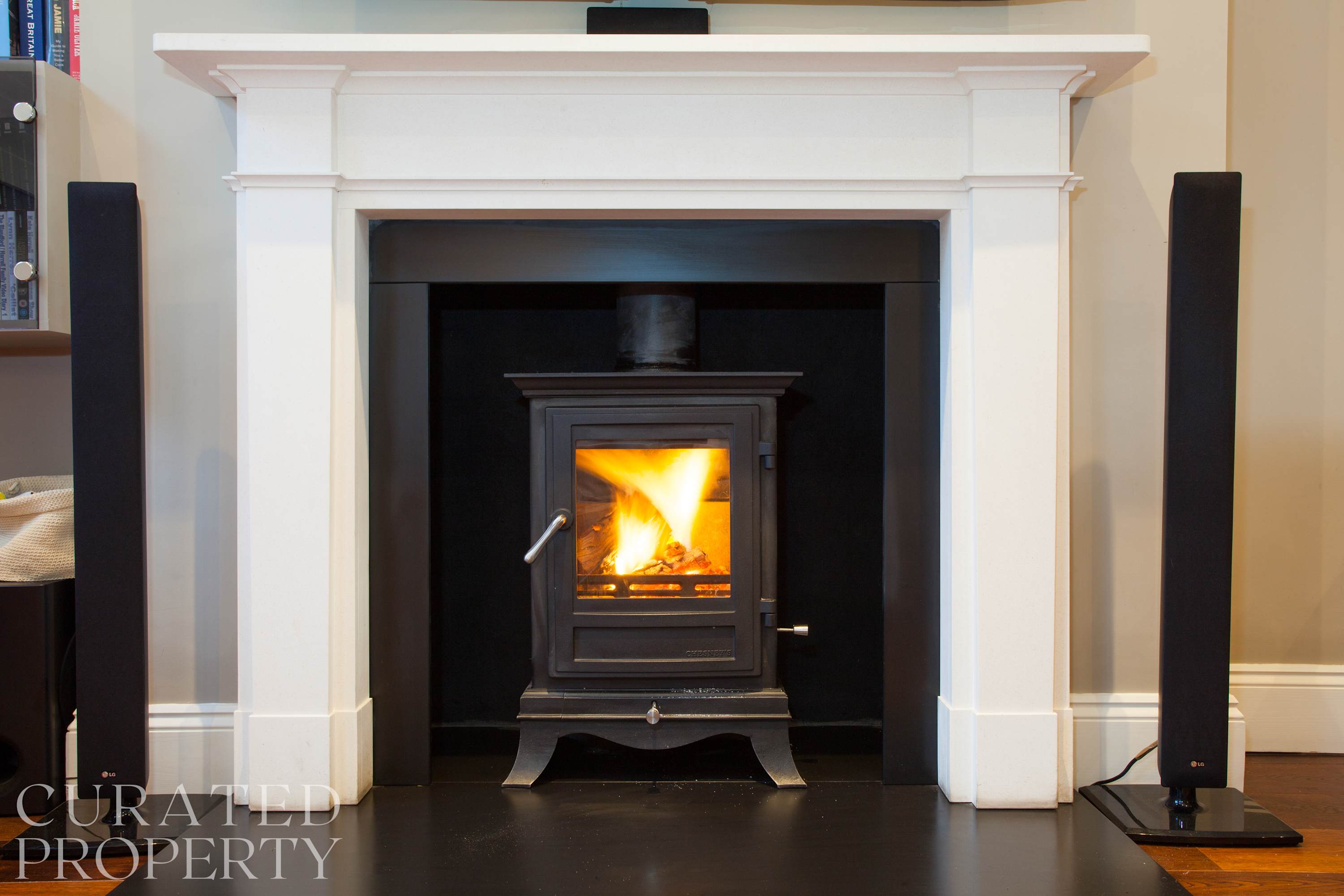 Luxury Marylebone 2-Bed Duplex with Terrace in 105B Lisson Grove NW1 6UP - Property image 16 - VivreStays
