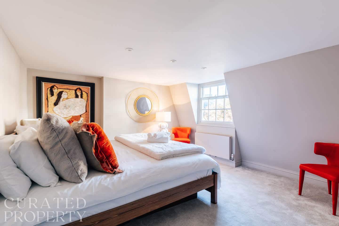 View Modern & Stylish 2 Bedroom Loft Apartment in The Bath Masonic Hall, 17 Old Orchard Street BA1 1JU Modern & Stylish 2 Bedroom Loft Apartment in The Bath Masonic Hall, 17 Old Orchard Street BA1 1JU - Property image 17 - VivreStays