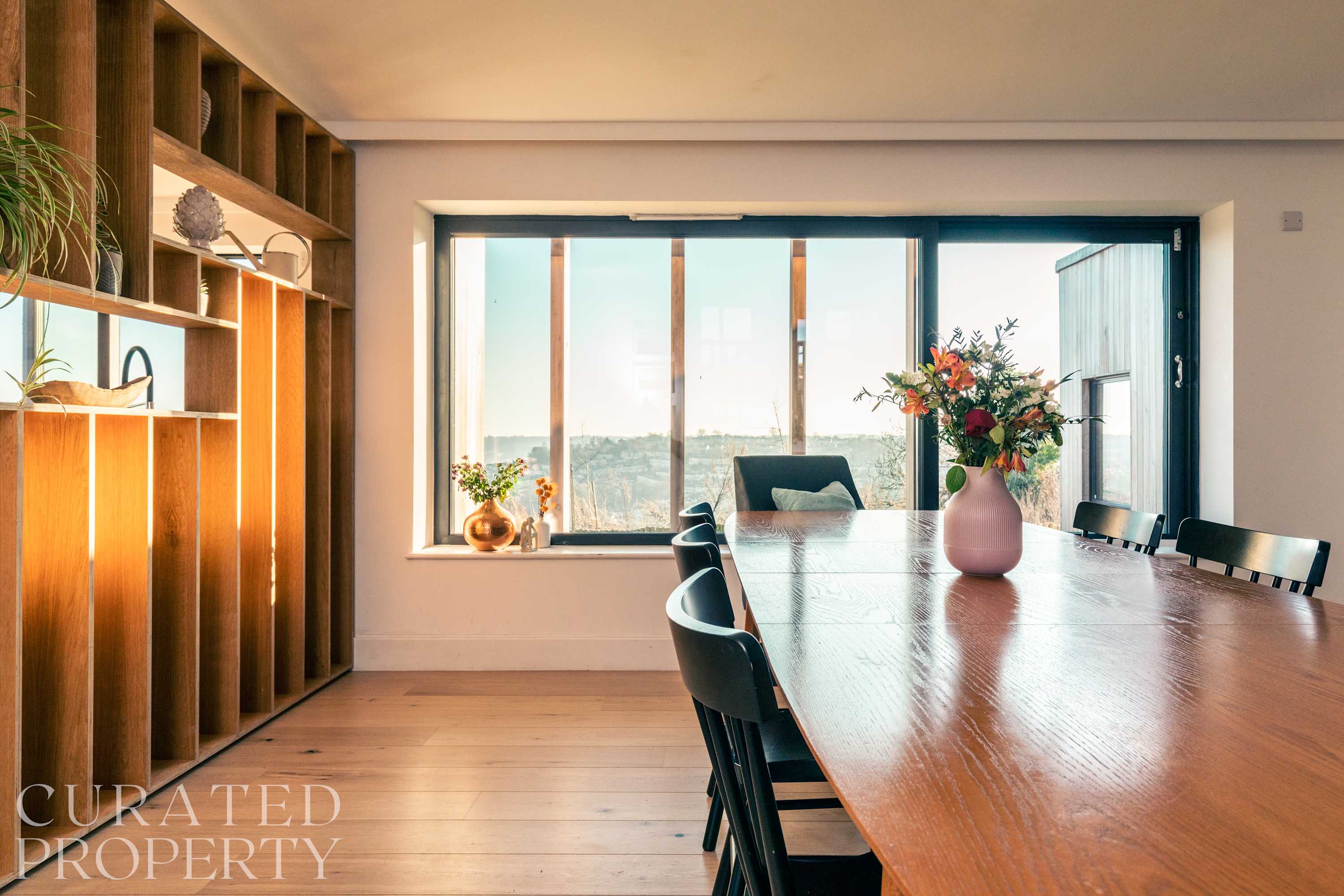 View Stunning Home with Garden & Panoramic Views in Colliers Lane BA1 8DP Stunning Home with Garden & Panoramic Views in Colliers Lane BA1 8DP - Property image 10 - VivreStays
