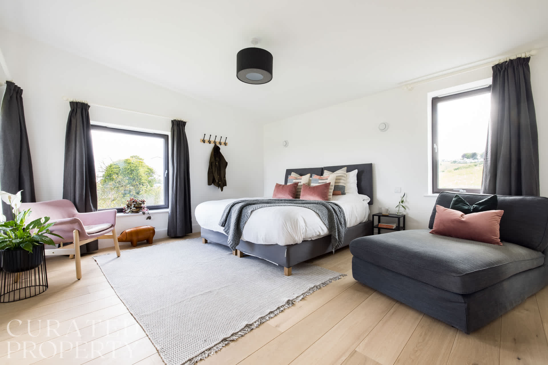 View Stunning Home with Garden & Panoramic Views in Colliers Lane BA1 8DP Stunning Home with Garden & Panoramic Views in Colliers Lane BA1 8DP - Property image 4 - VivreStays