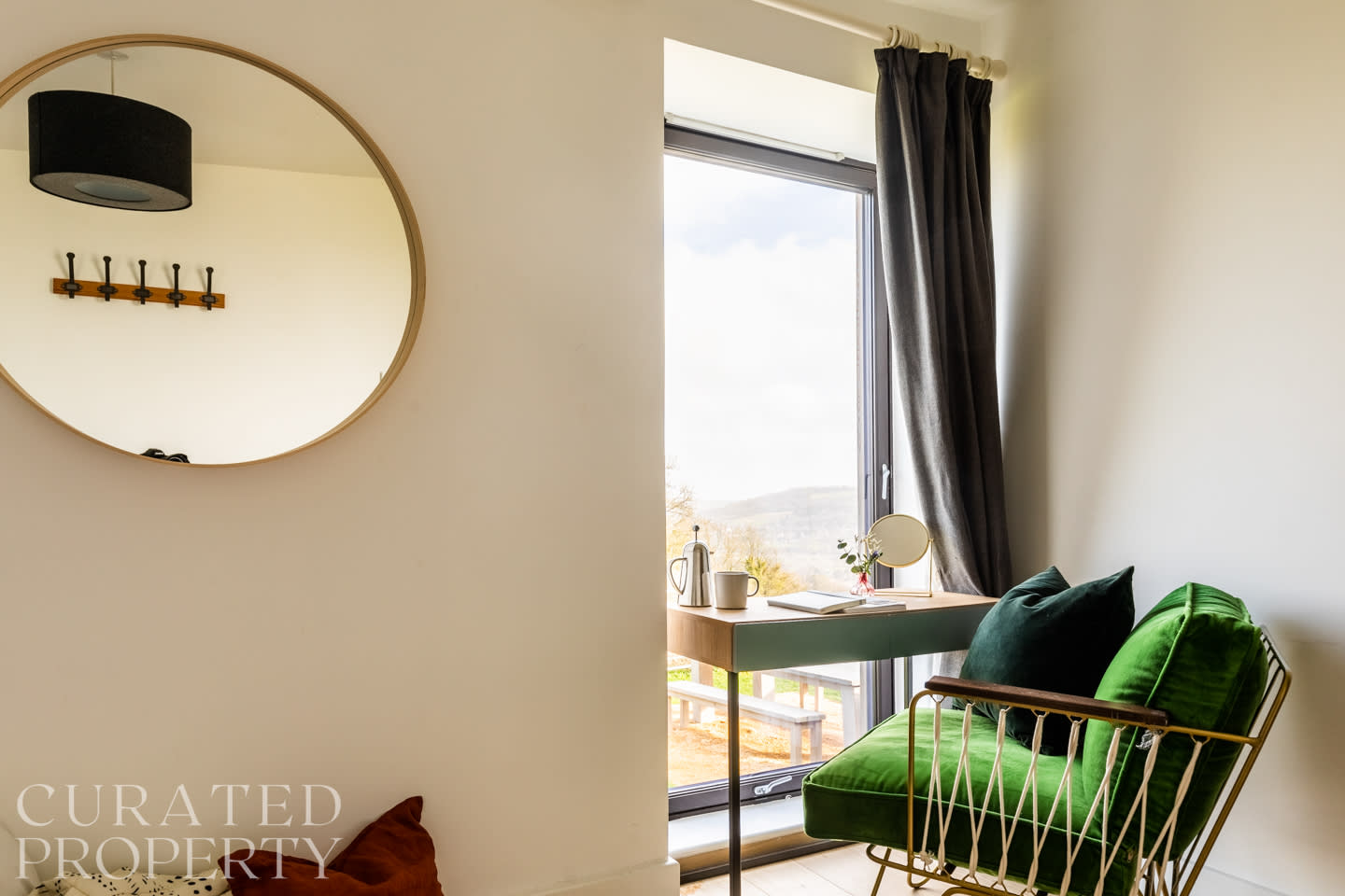 View Stunning Home with Garden & Panoramic Views in Colliers Lane BA1 8DP Stunning Home with Garden & Panoramic Views in Colliers Lane BA1 8DP - Property image 29 - VivreStays