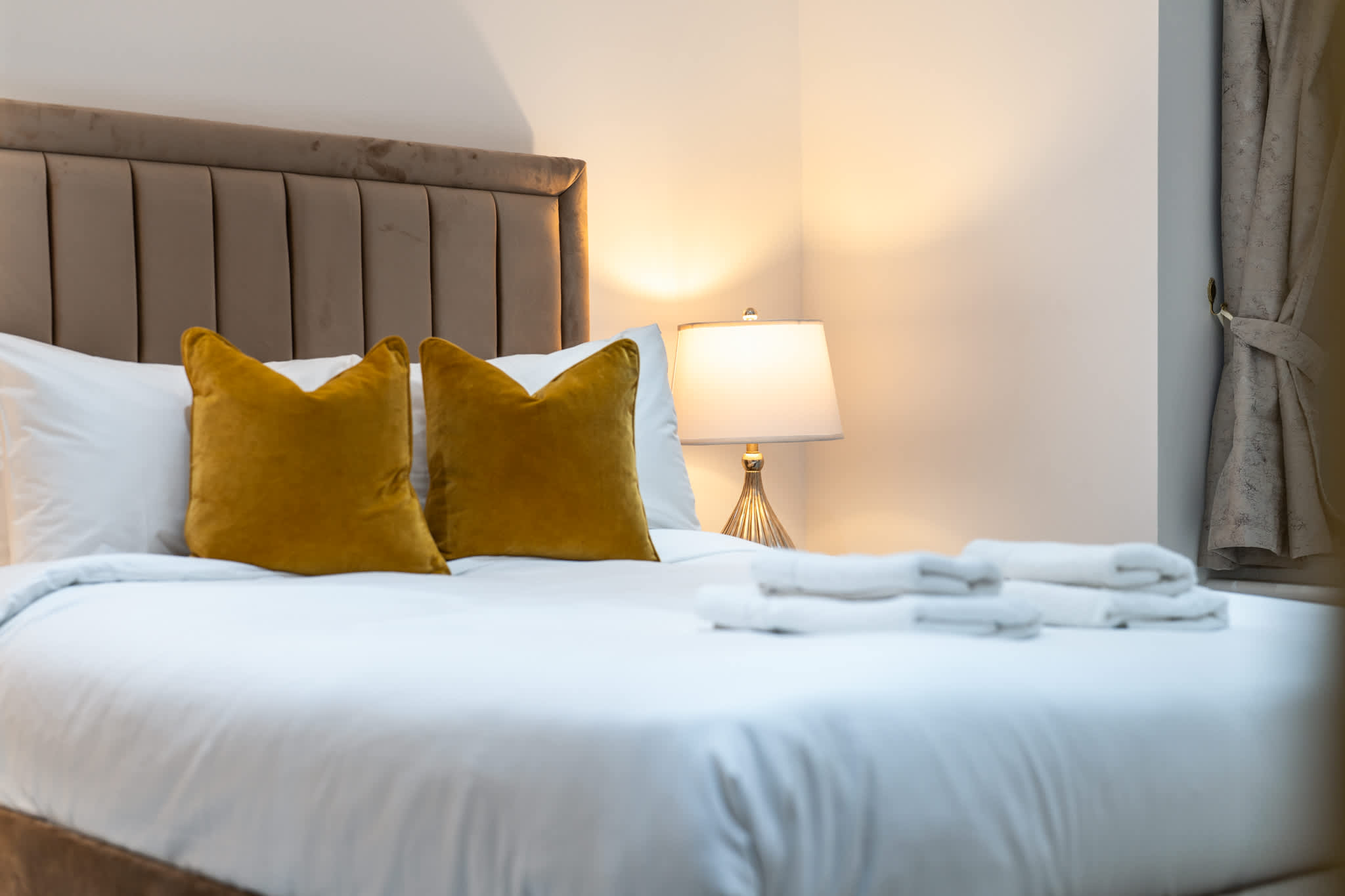 View Stylish 1B Apartment with terrace in Paddington in Chilworth Street W2 Stylish 1B Apartment with terrace in Paddington in Chilworth Street W2 - Property image 6 - VivreStays