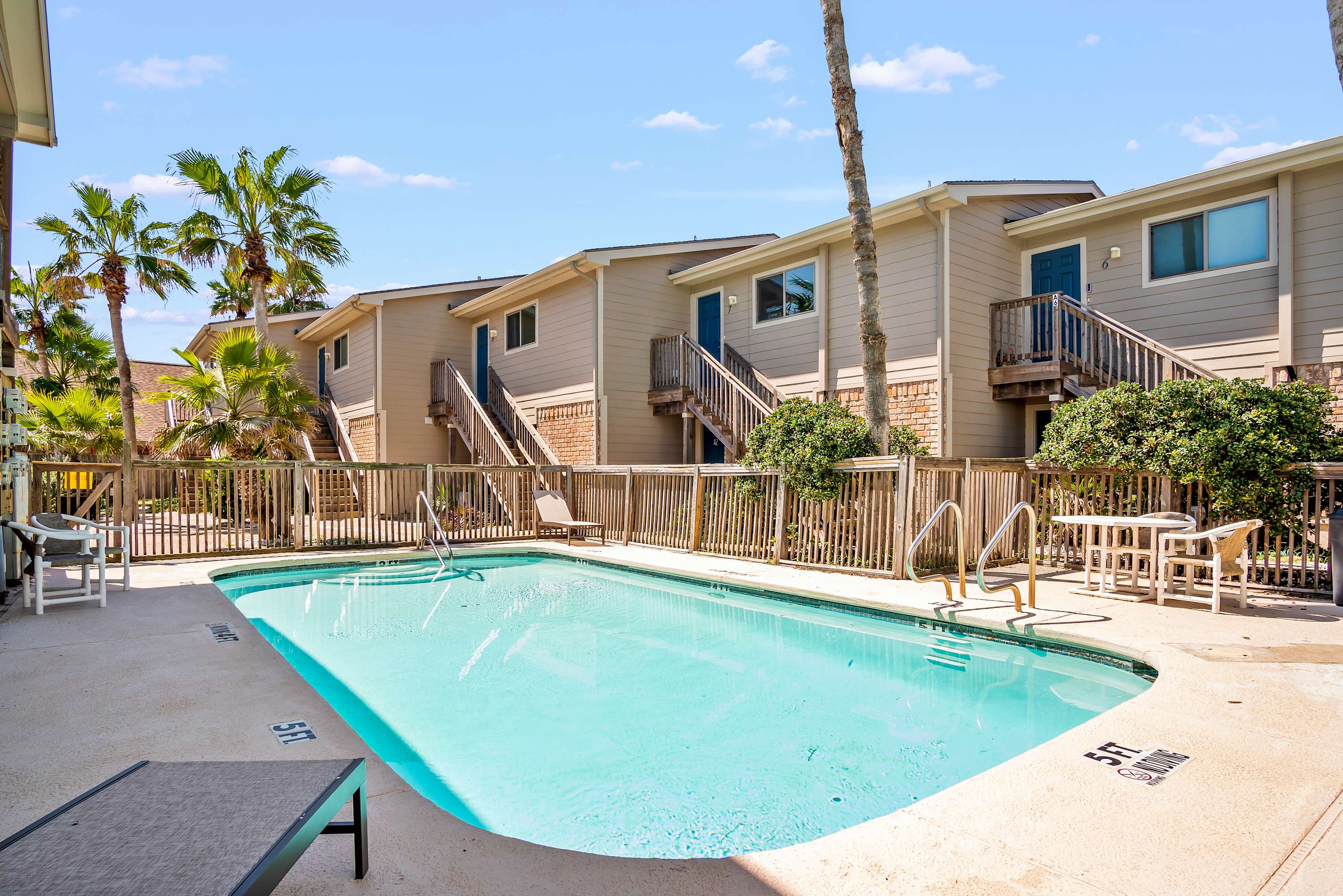 Peaceful Waterfront Condo~Private Patio~Fish Pier 6