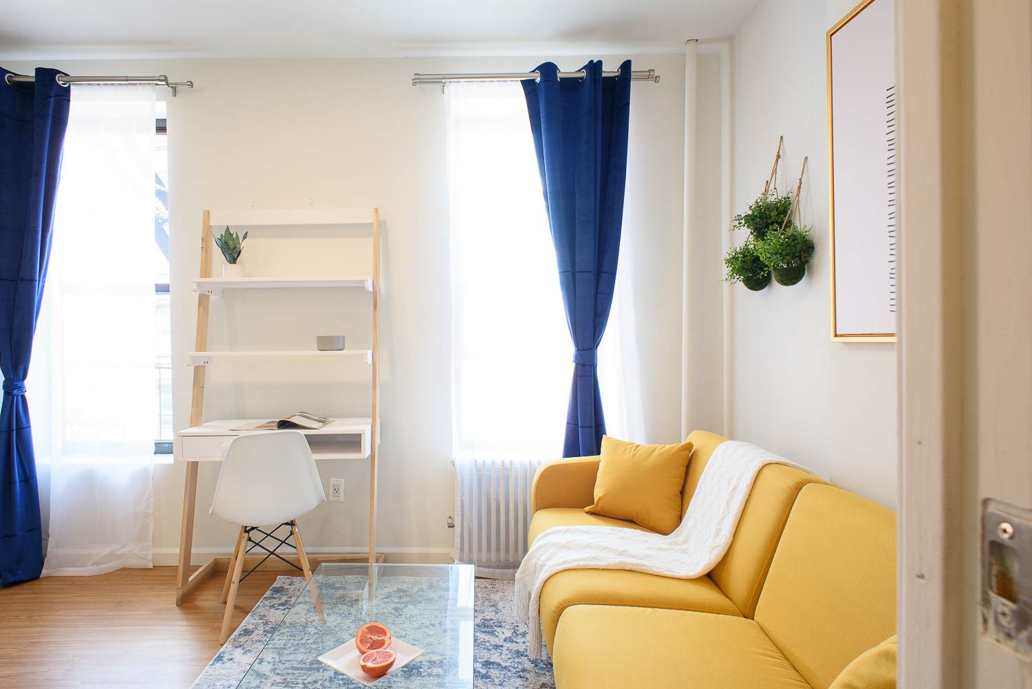 11-4 Renovated 1br in East Village