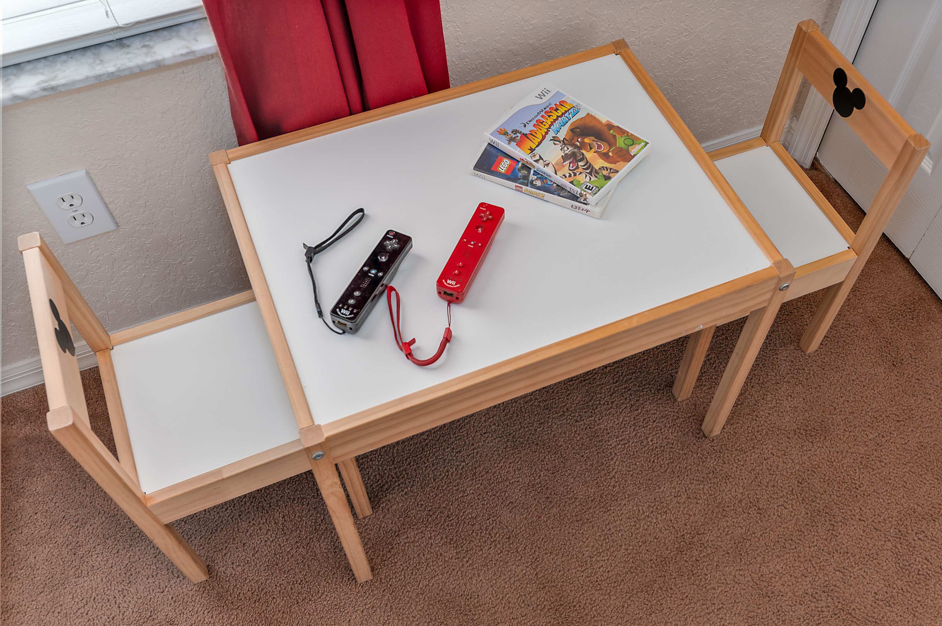 Family townhouse near Disney w/ game room