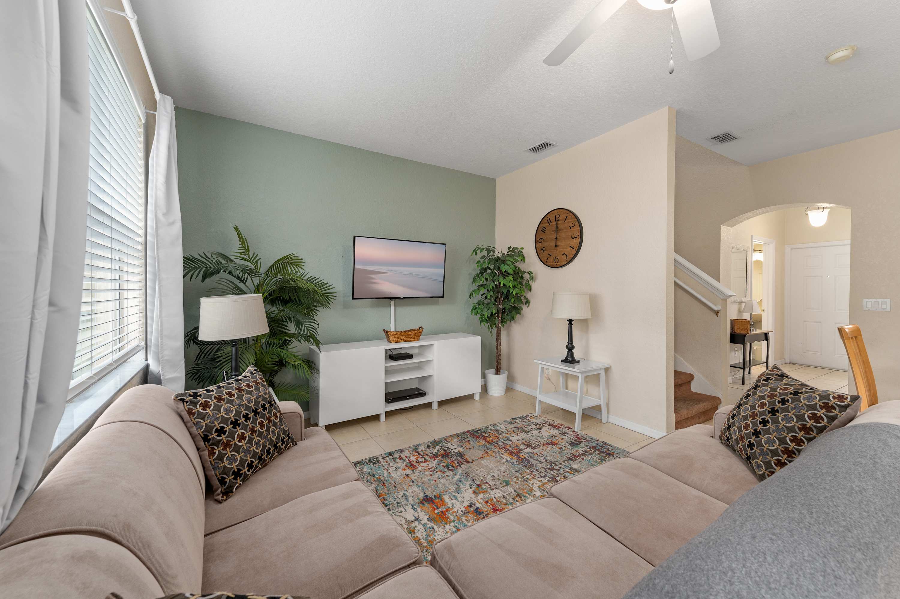 Family townhouse near Disney w/ game room