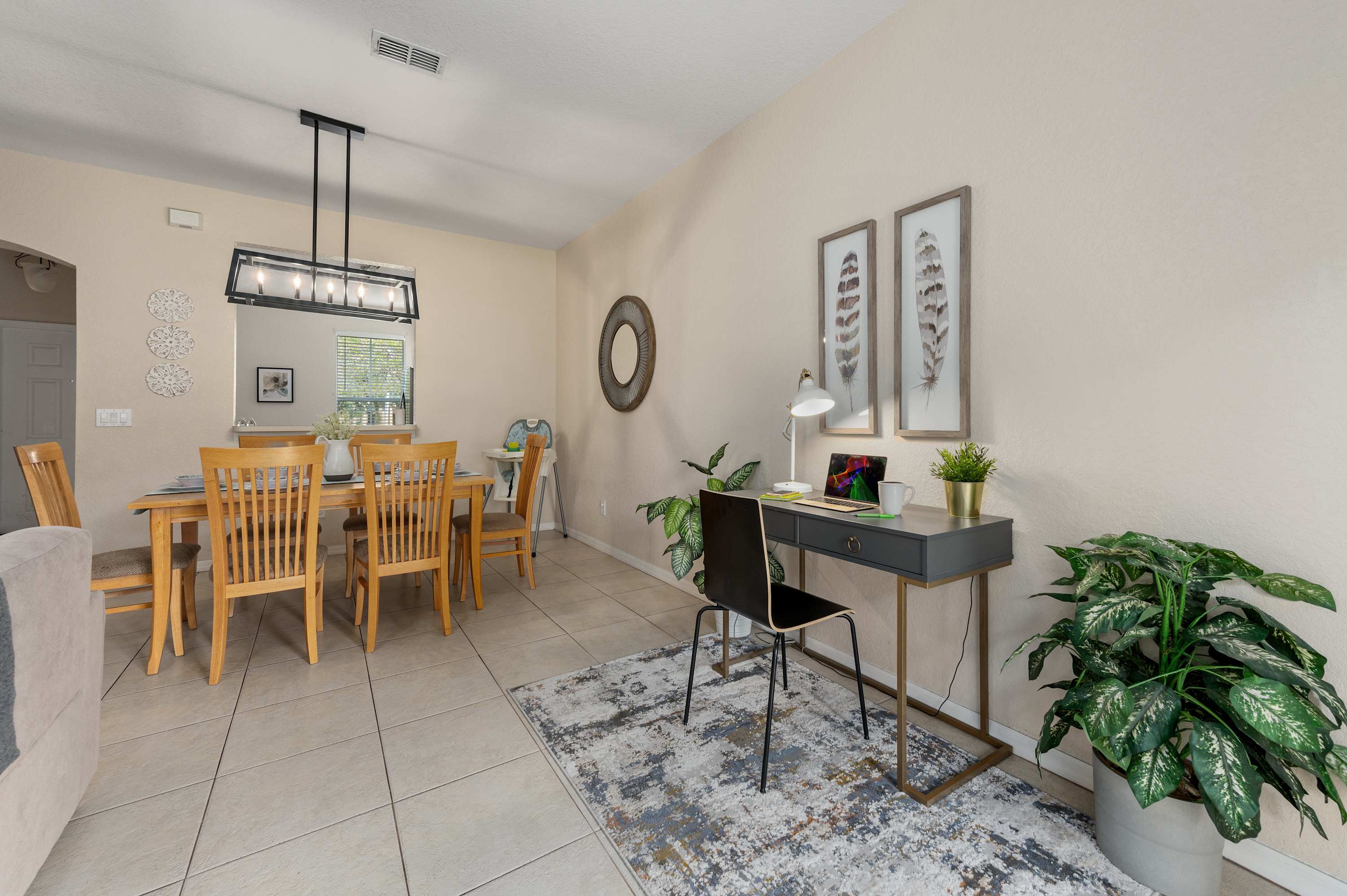 Family townhouse near Disney w/ game room