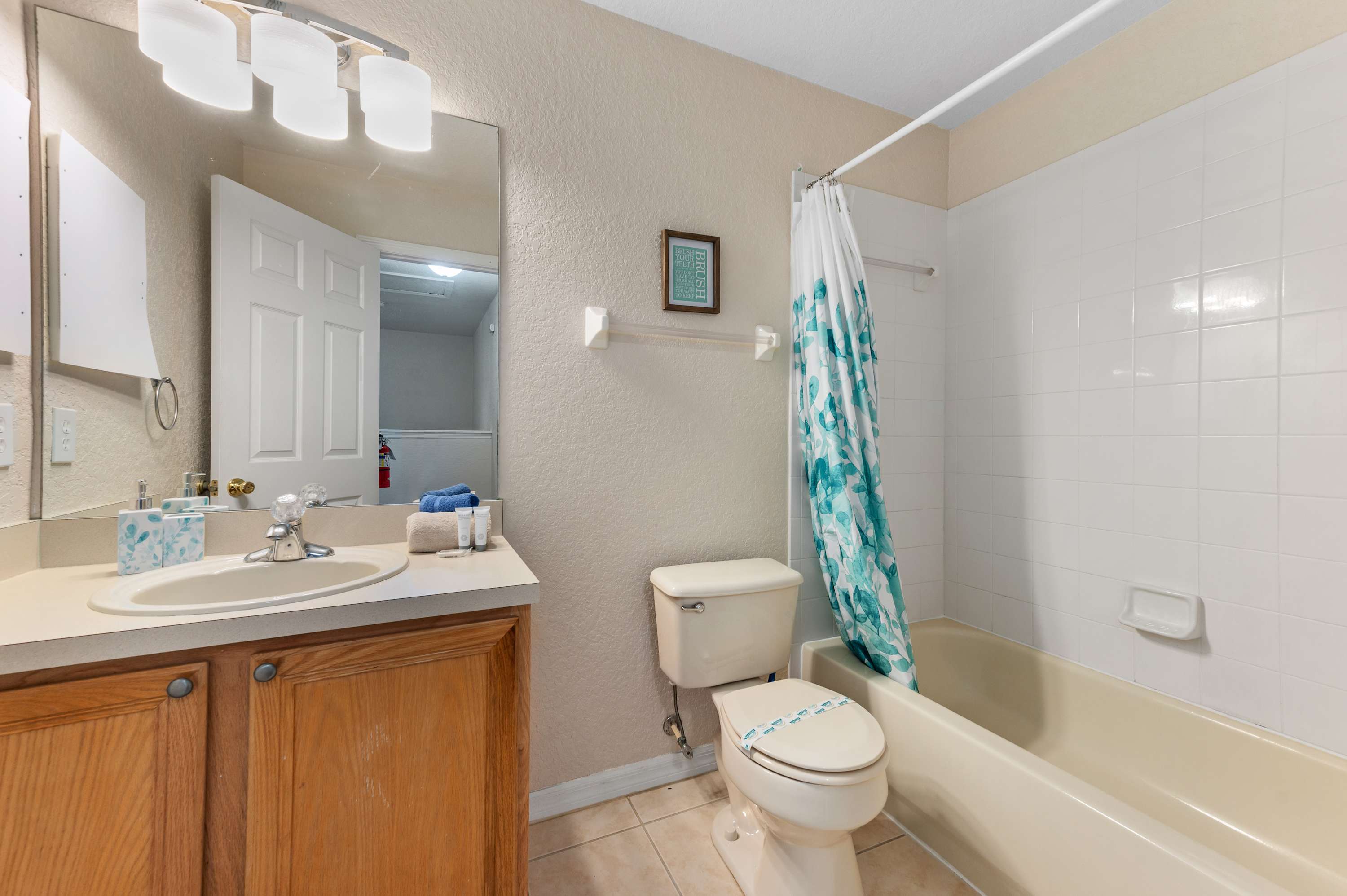 Family townhouse near Disney w/ game room