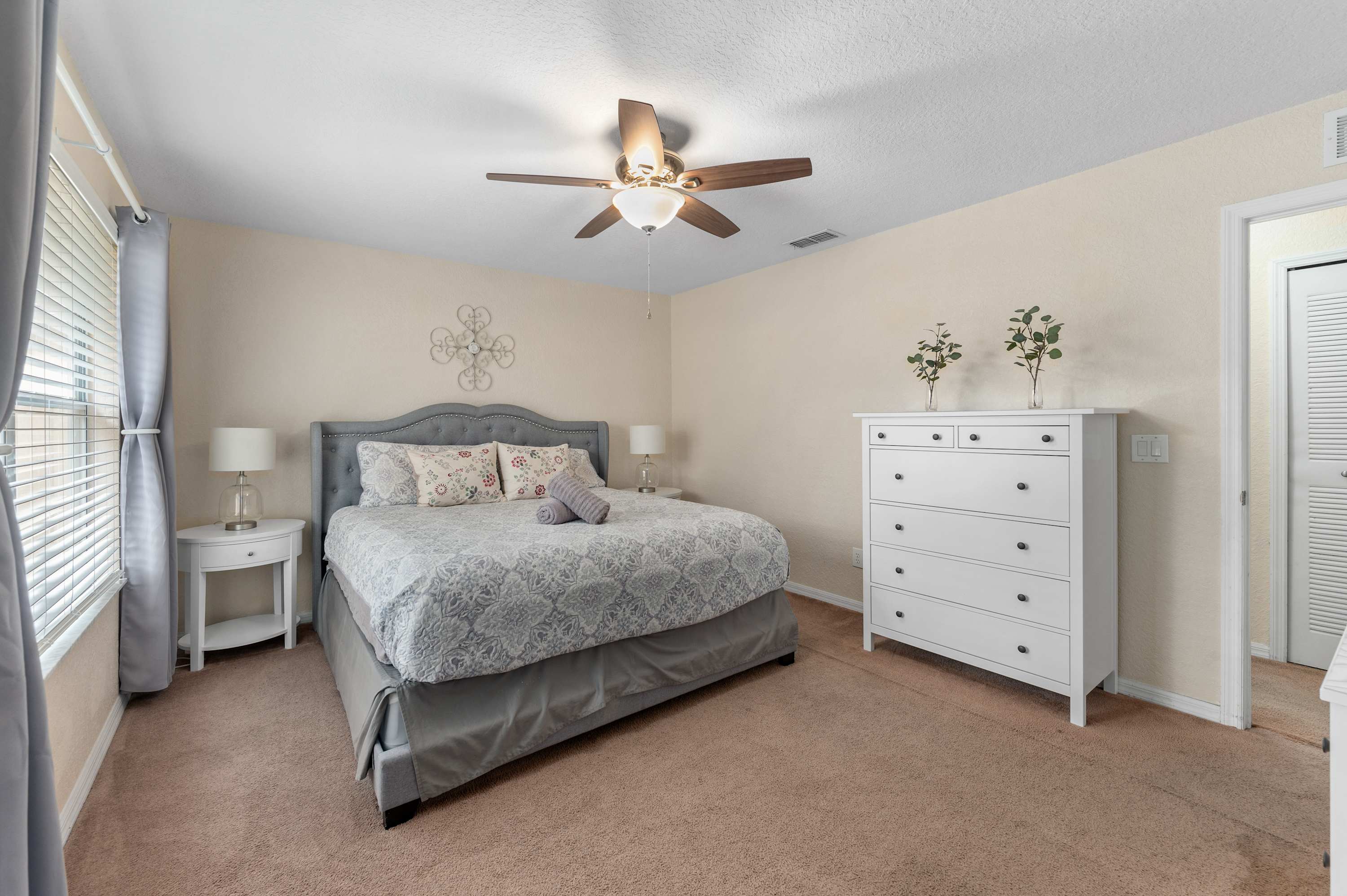 Family townhouse near Disney w/ game room