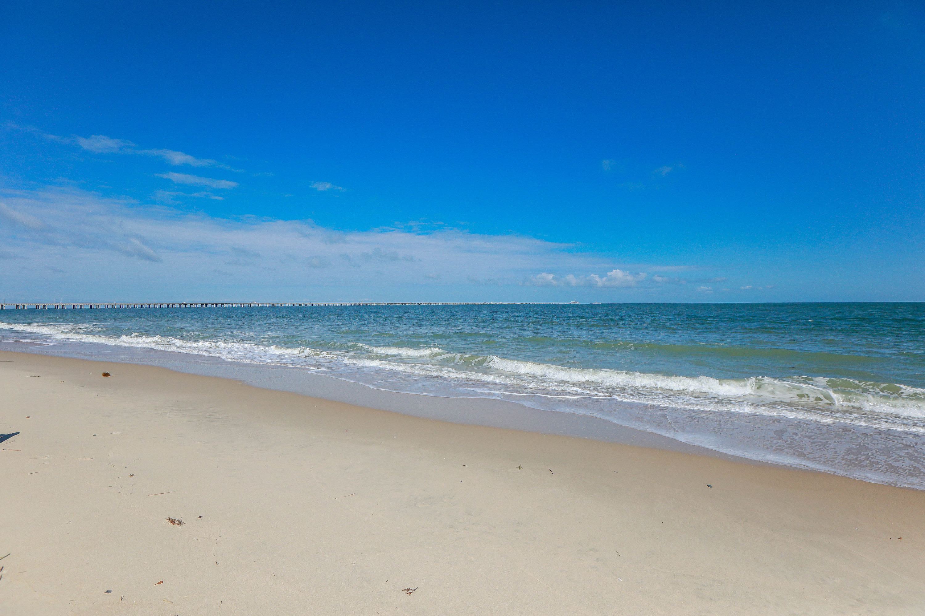 Sojourn's Sea Views with Balcony Sleeps 6 4