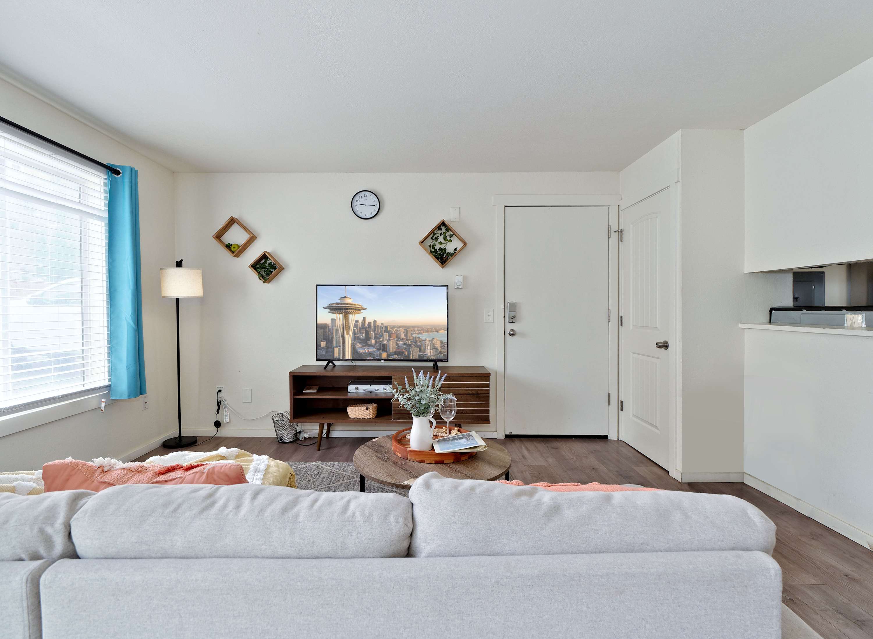 Casa Blanca D- Private/Modern/Parking/Walk 2 Shops