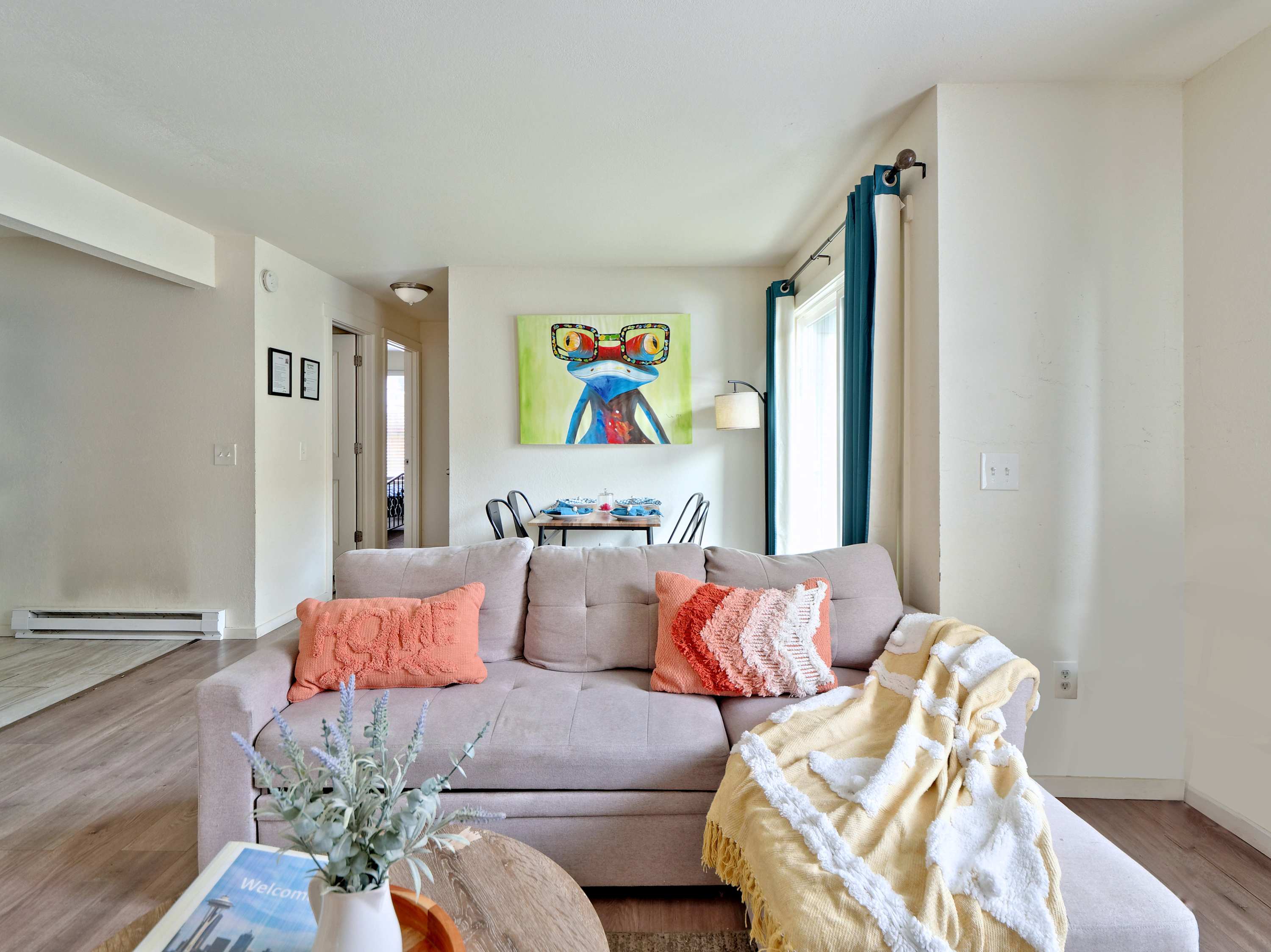 Casa Blanca D- Private/Modern/Parking/Walk 2 Shops