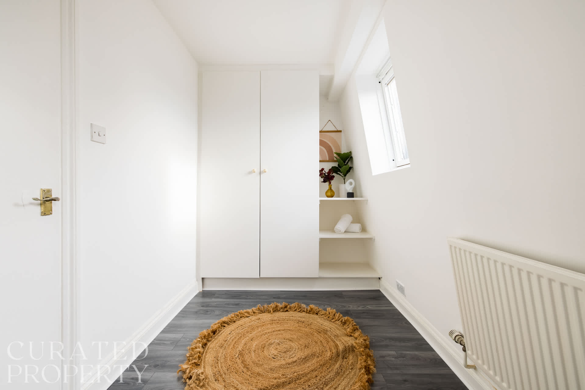 2 Bedroom Apartment - Shepherd's Bush in 112 Goldhawk Road W12 8HD - Property image 11 - VivreStays