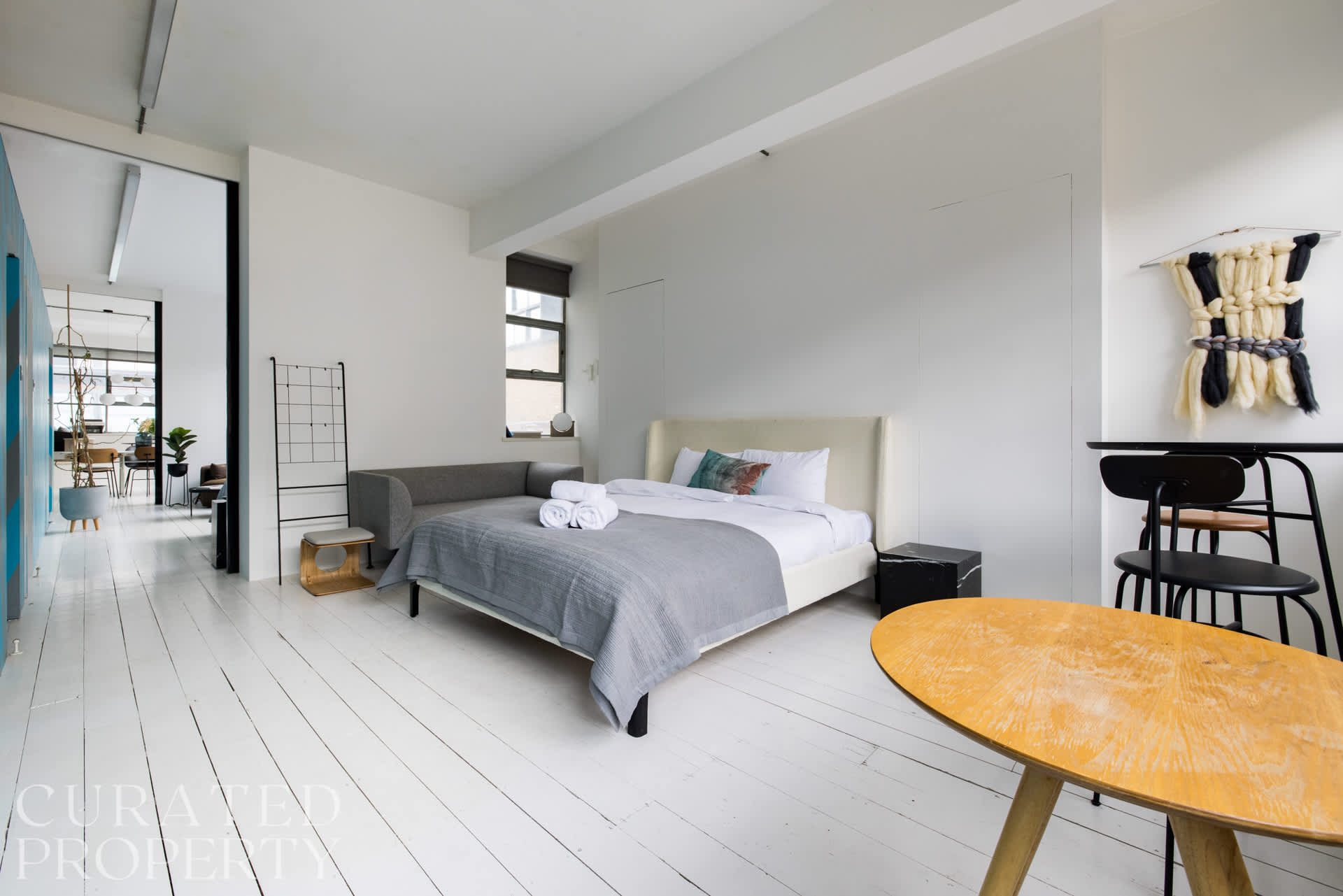 Bright Industrial Loft - Central Shoreditch in New Inn Yard 36-42 EC2A 3EY - Property image 2 - VivreStays