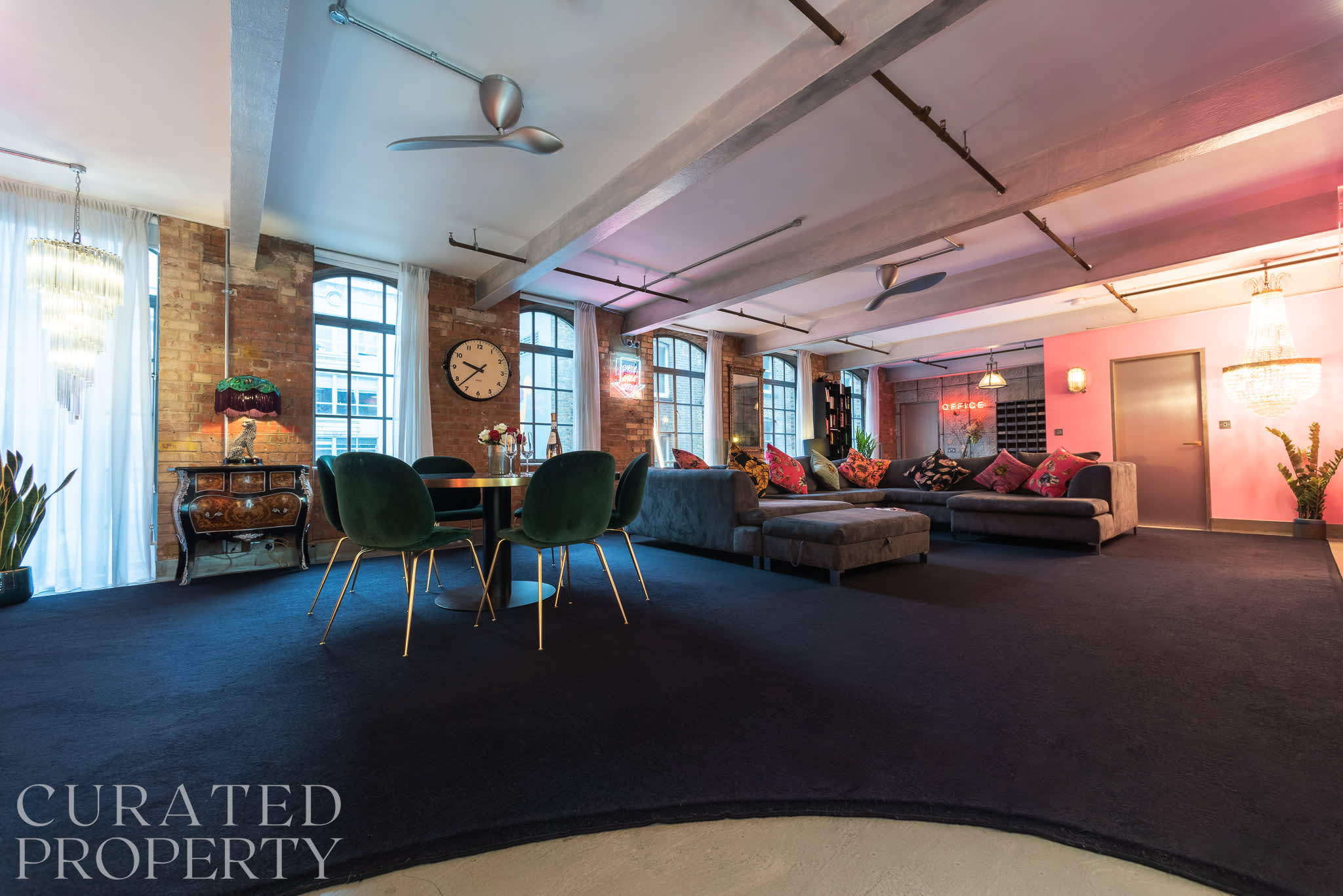 View Luxurious Loft Central Soho - 3 Bedrooms & Office! in 10 Richmond Mews W1D 3DD Luxurious Loft Central Soho - 3 Bedrooms & Office! in 10 Richmond Mews W1D 3DD - Property image 15 - VivreStays
