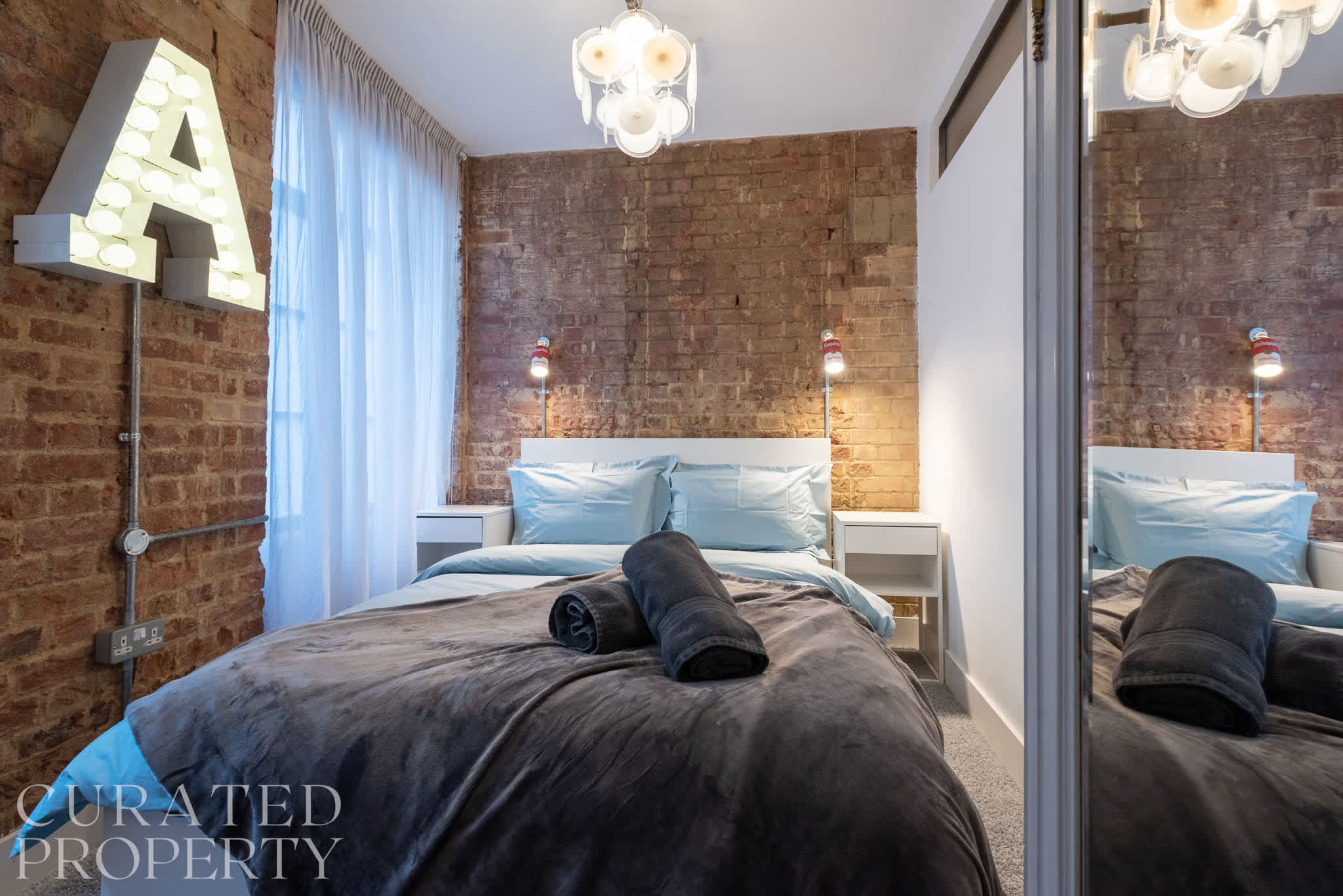 View Luxurious Loft Central Soho - 3 Bedrooms & Office! in 10 Richmond Mews W1D 3DD Luxurious Loft Central Soho - 3 Bedrooms & Office! in 10 Richmond Mews W1D 3DD - Property image 25 - VivreStays