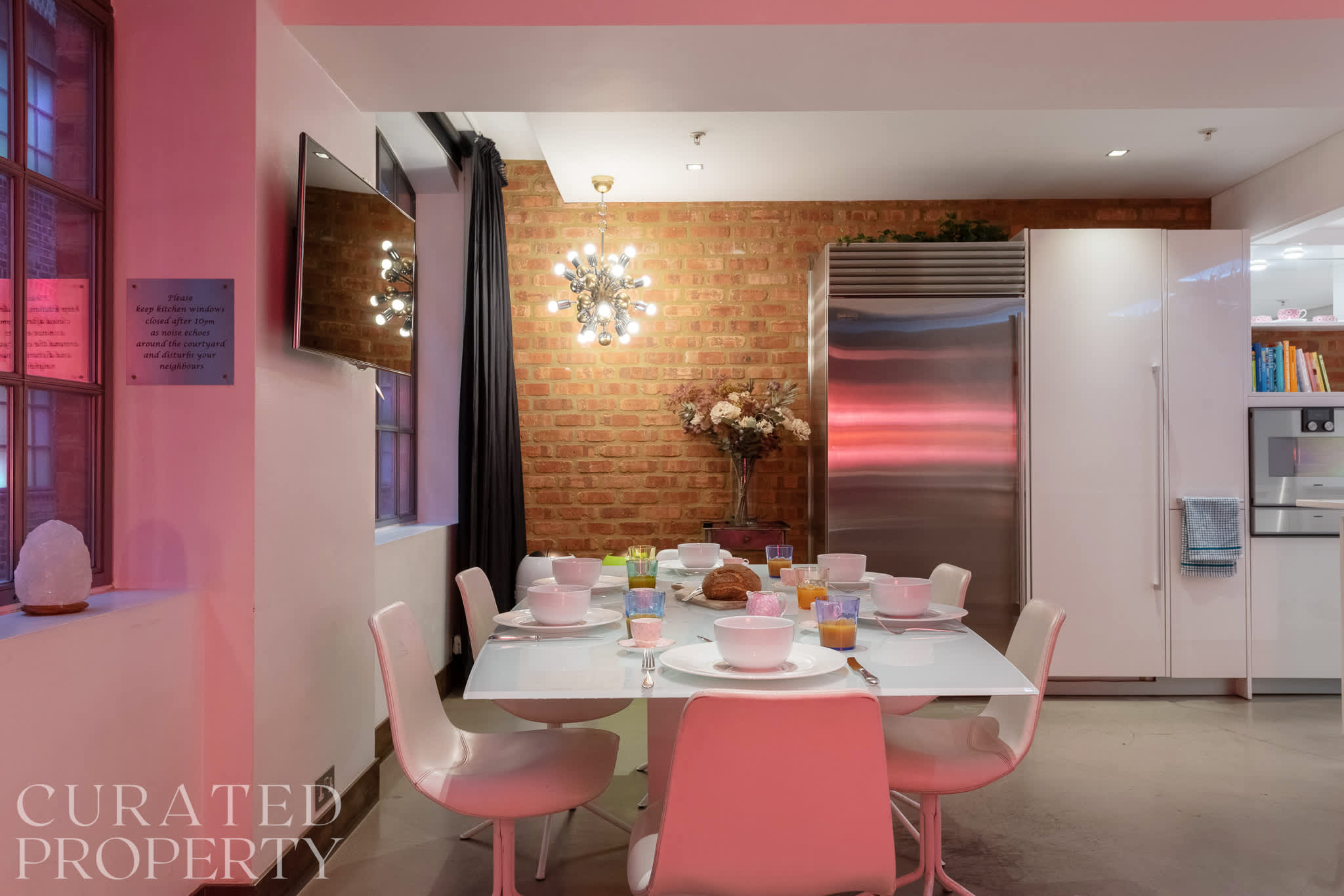 View Luxurious Loft Central Soho - 3 Bedrooms & Office! in 10 Richmond Mews W1D 3DD Luxurious Loft Central Soho - 3 Bedrooms & Office! in 10 Richmond Mews W1D 3DD - Property image 29 - VivreStays