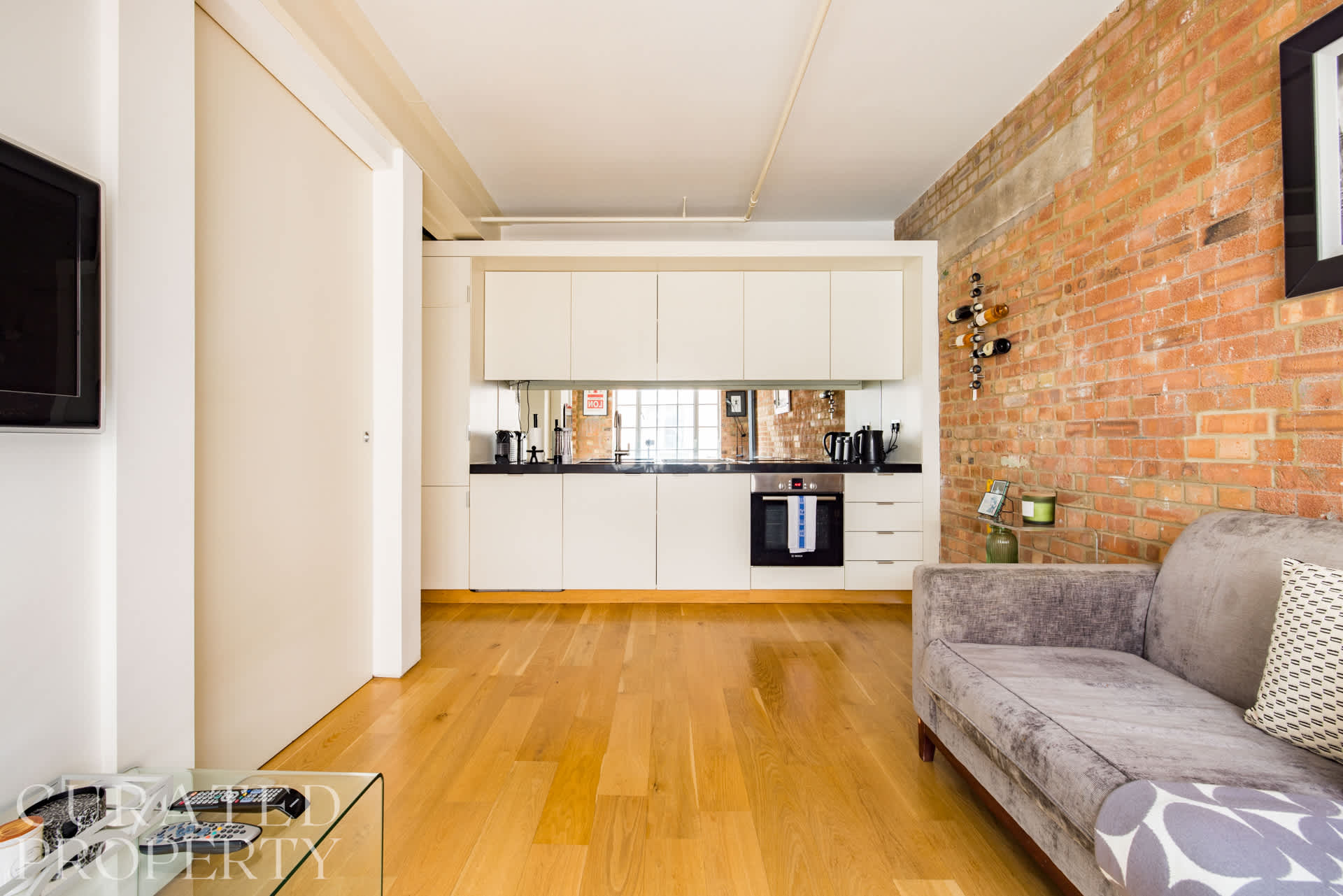 Central Soho Lofts with Lift,  AirCon & Concierge in 10 Richmond Mews W1D 3DD - Property image 4 - VivreStays