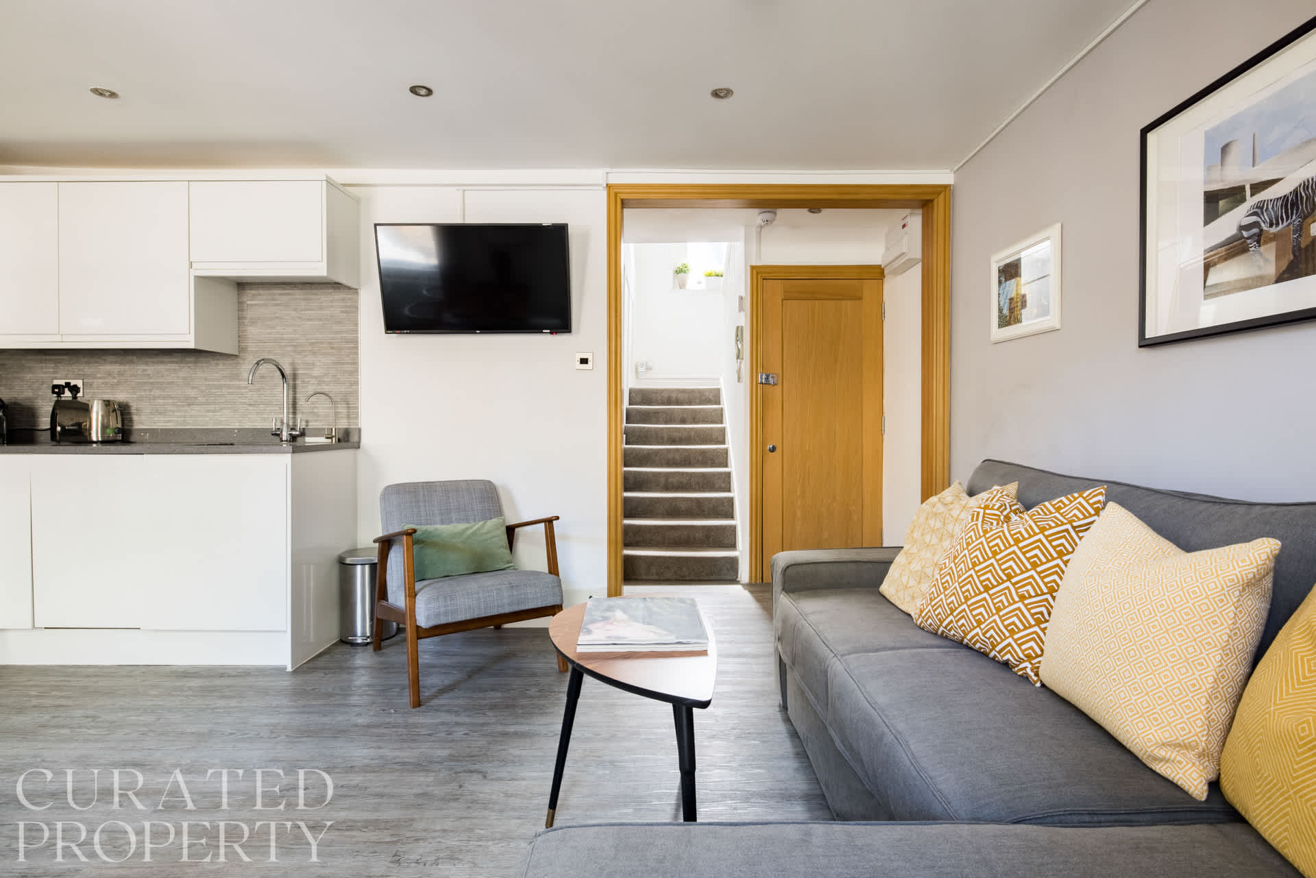 View Duplex Apartment near Oxford Street in Windmill Street 7 W1T 2JD Duplex Apartment near Oxford Street in Windmill Street 7 W1T 2JD - Property image 10 - VivreStays
