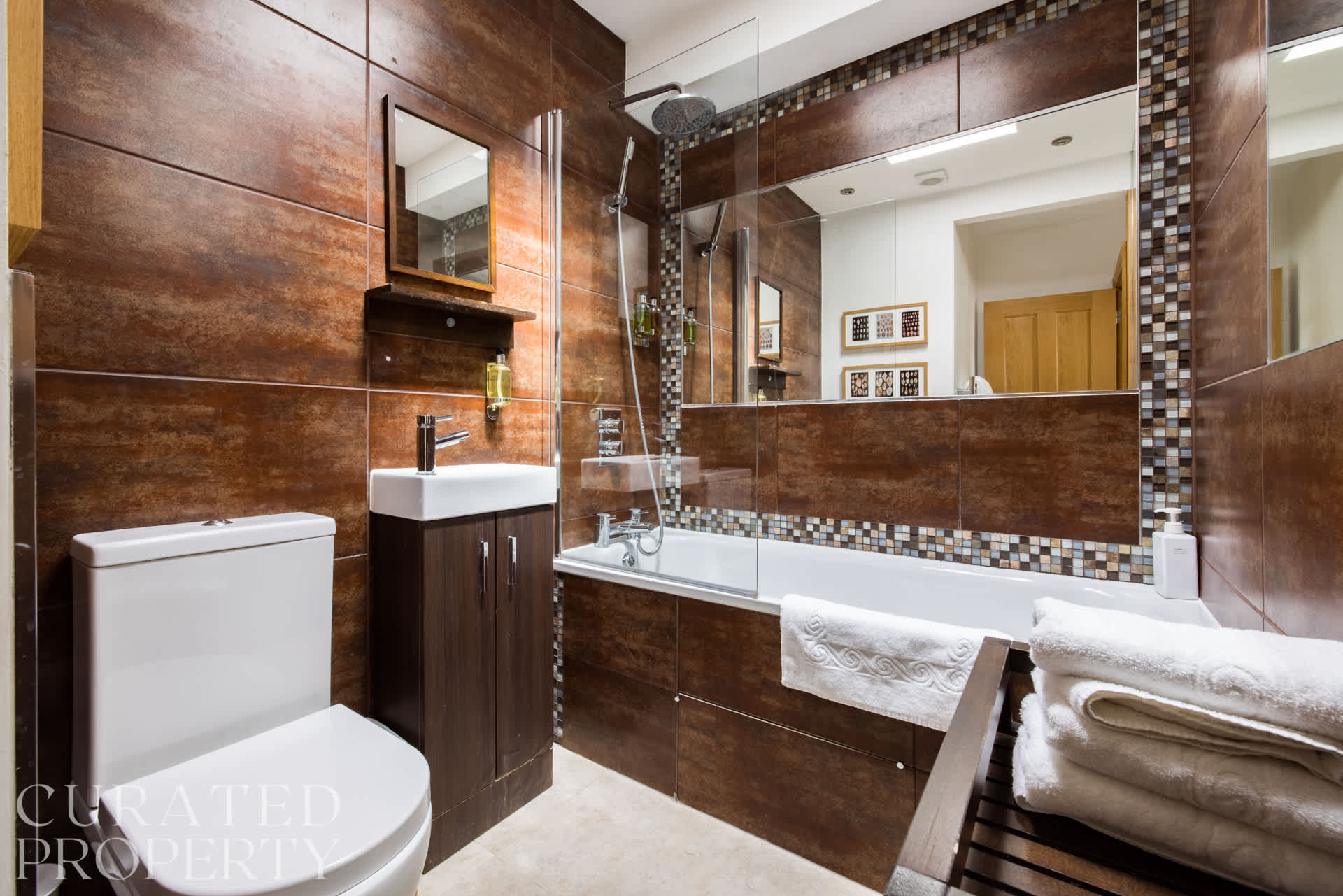 View Duplex Apartment near Oxford Street in Windmill Street 7 W1T 2JD Duplex Apartment near Oxford Street in Windmill Street 7 W1T 2JD - Property image 19 - VivreStays