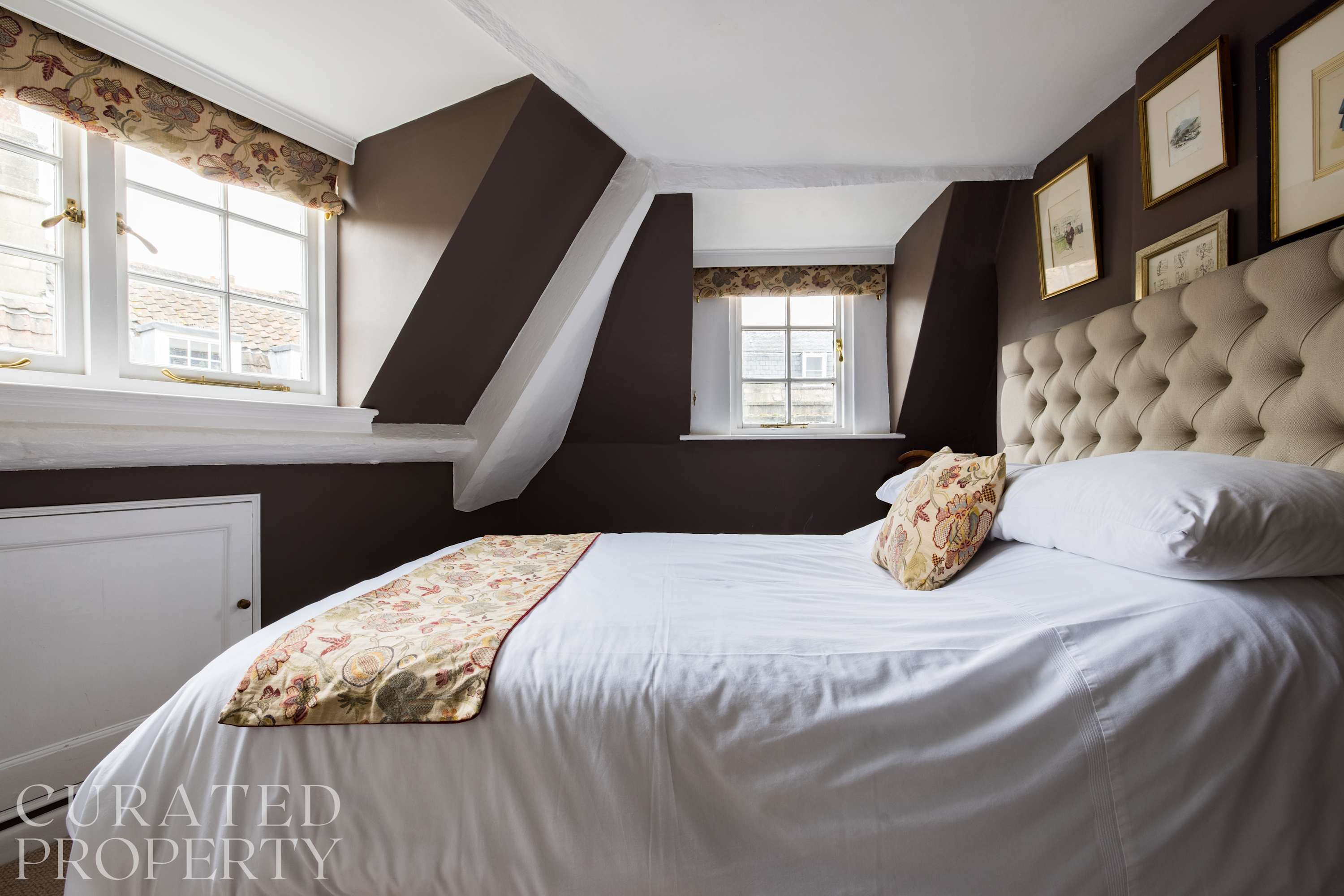 Spacious & Homely Georgian Town House Central Bath in 4 Pierrepont Place BA1 1JX - Property image 22 - VivreStays