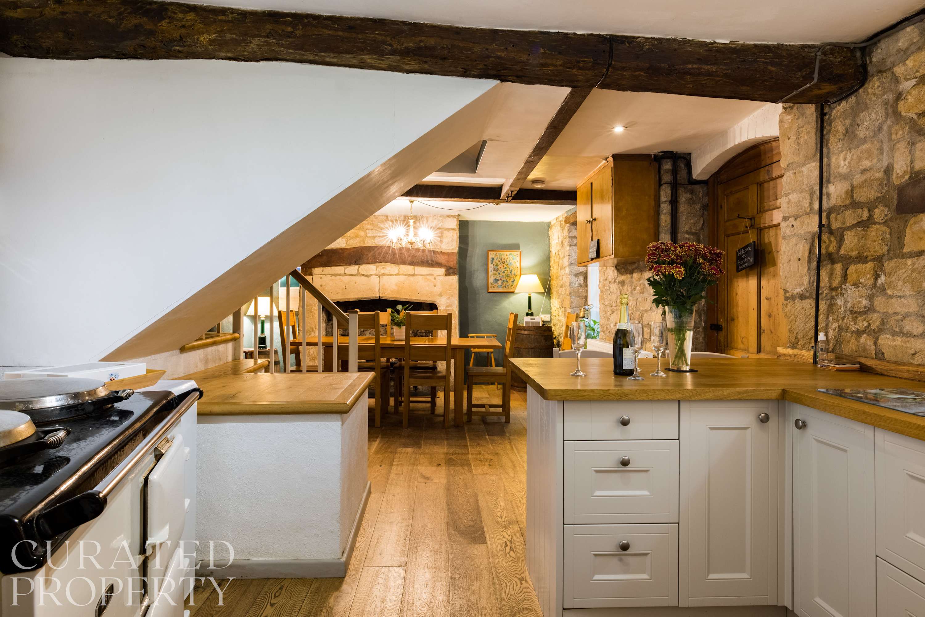 Spacious & Homely Georgian Town House Central Bath in 4 Pierrepont Place BA1 1JX - Property image 8 - VivreStays