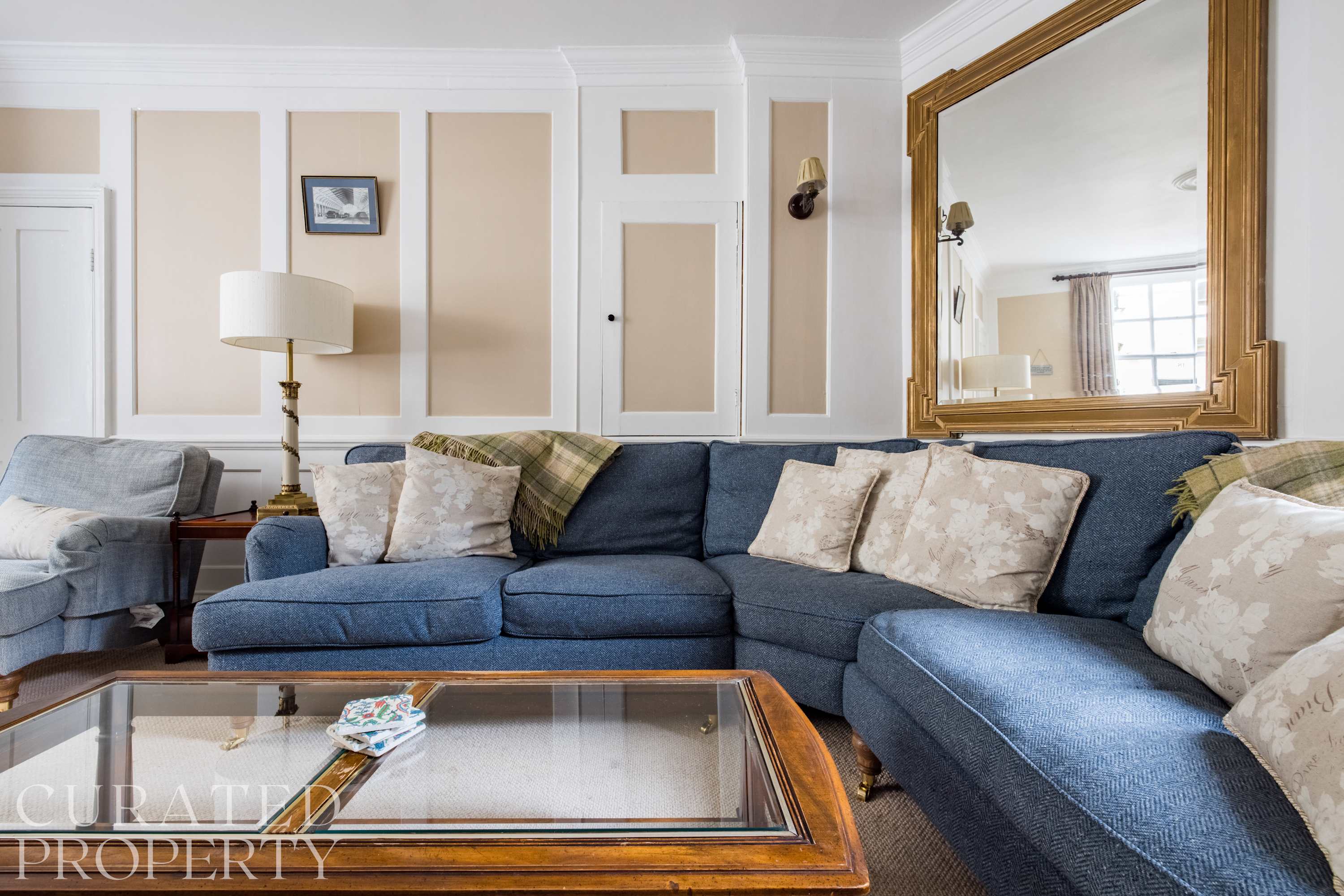 Spacious & Homely Georgian Town House Central Bath in 4 Pierrepont Place BA1 1JX - Property image 14 - VivreStays