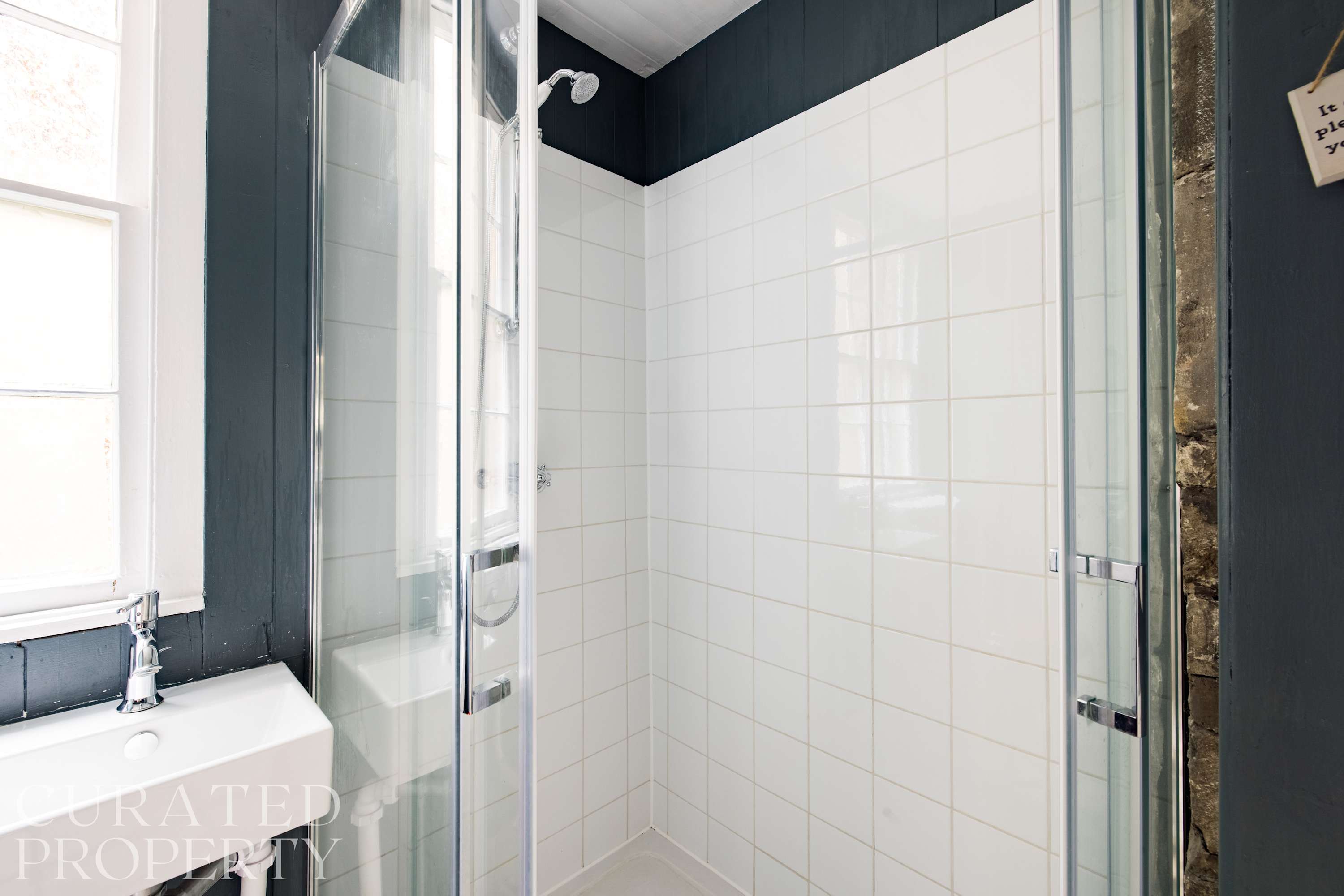 Spacious & Homely Georgian Town House Central Bath in 4 Pierrepont Place BA1 1JX - Property image 38 - VivreStays