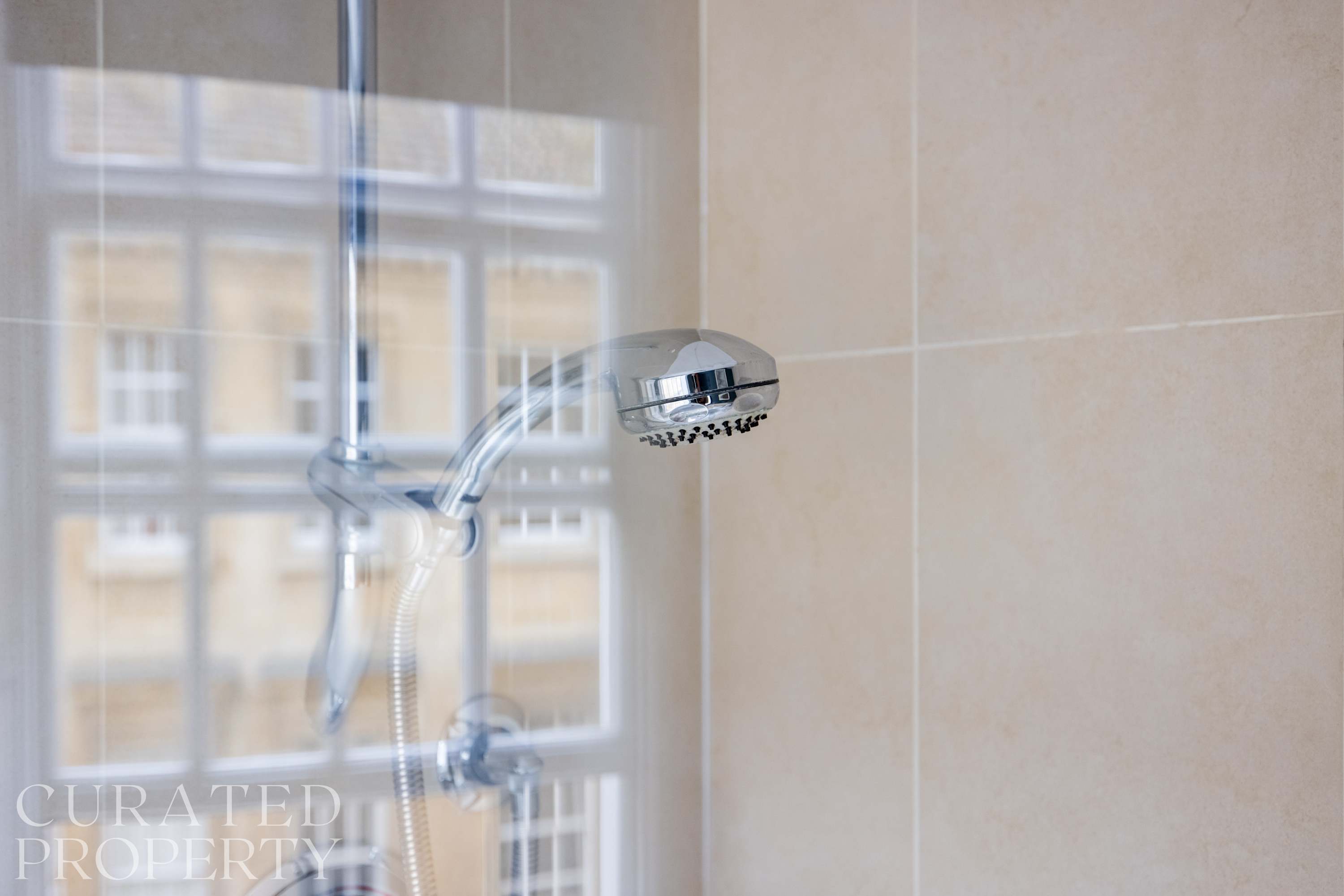 Spacious & Homely Georgian Town House Central Bath in 4 Pierrepont Place BA1 1JX - Property image 40 - VivreStays