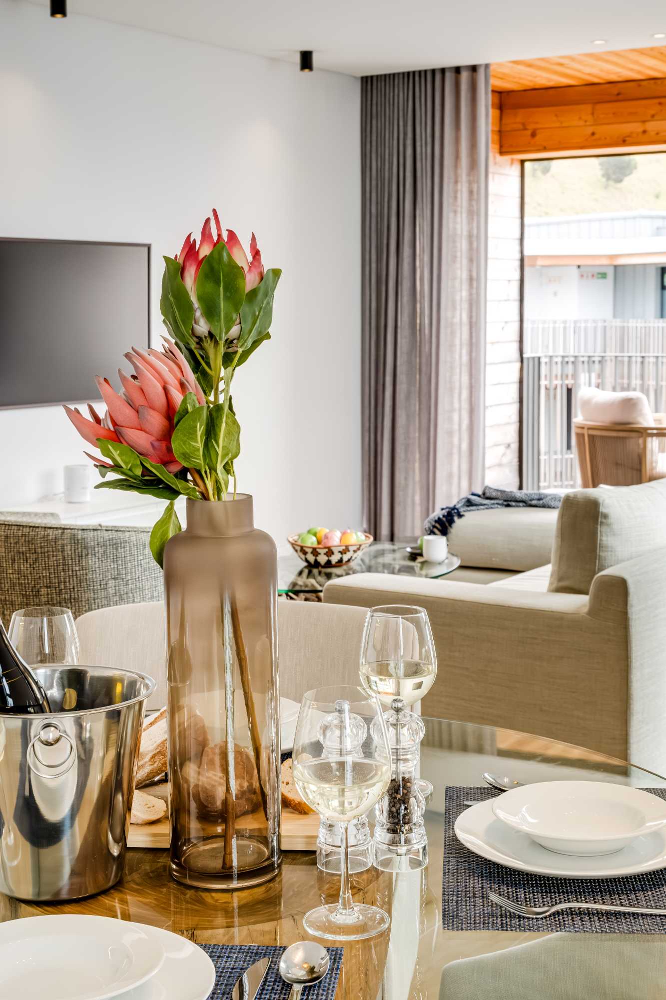 Holiday Chic Alena Apartment in Trendy De Waterkant | Photo 3