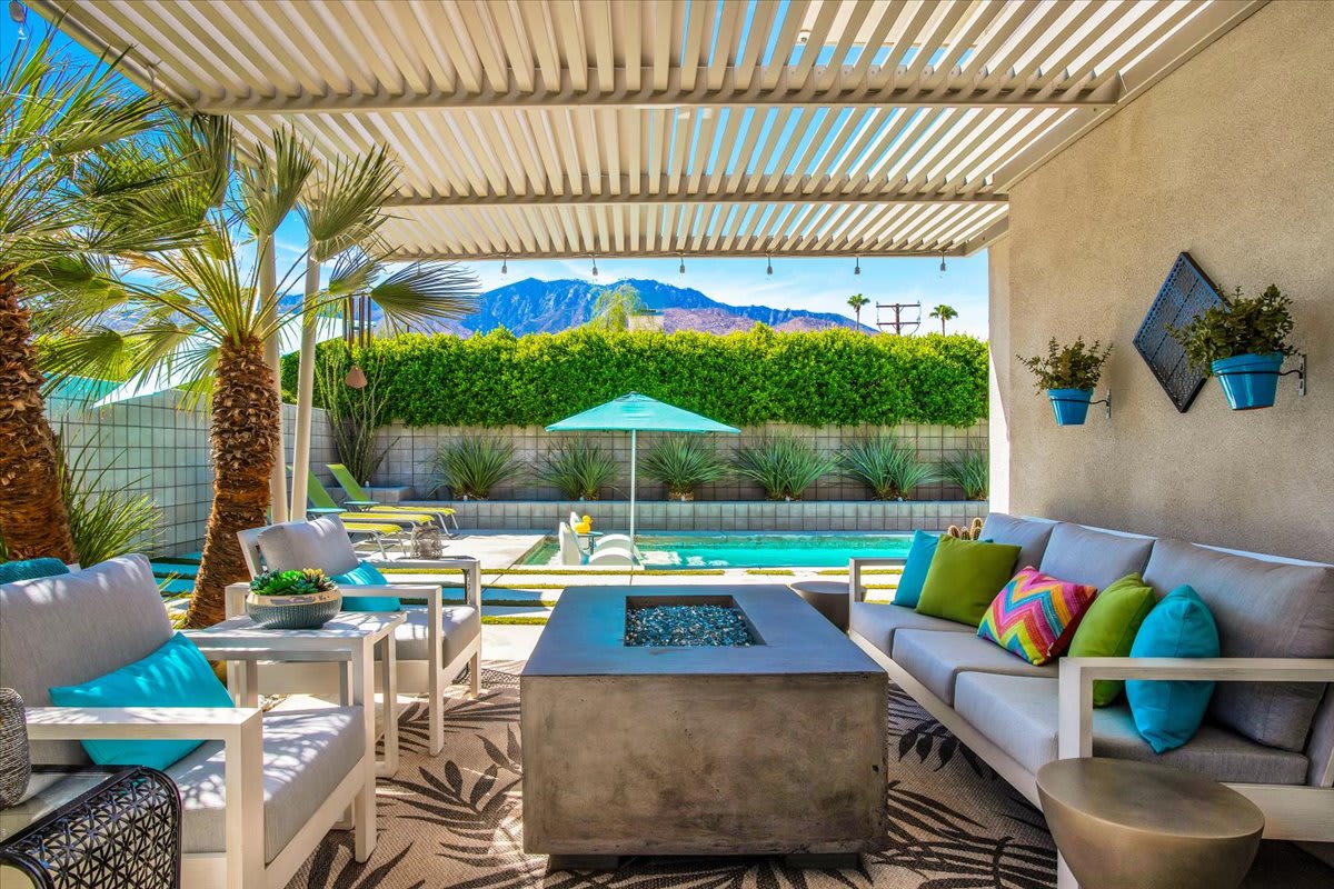Luxury Hidden Gem | Pool, Hot Tub & Mountain Views