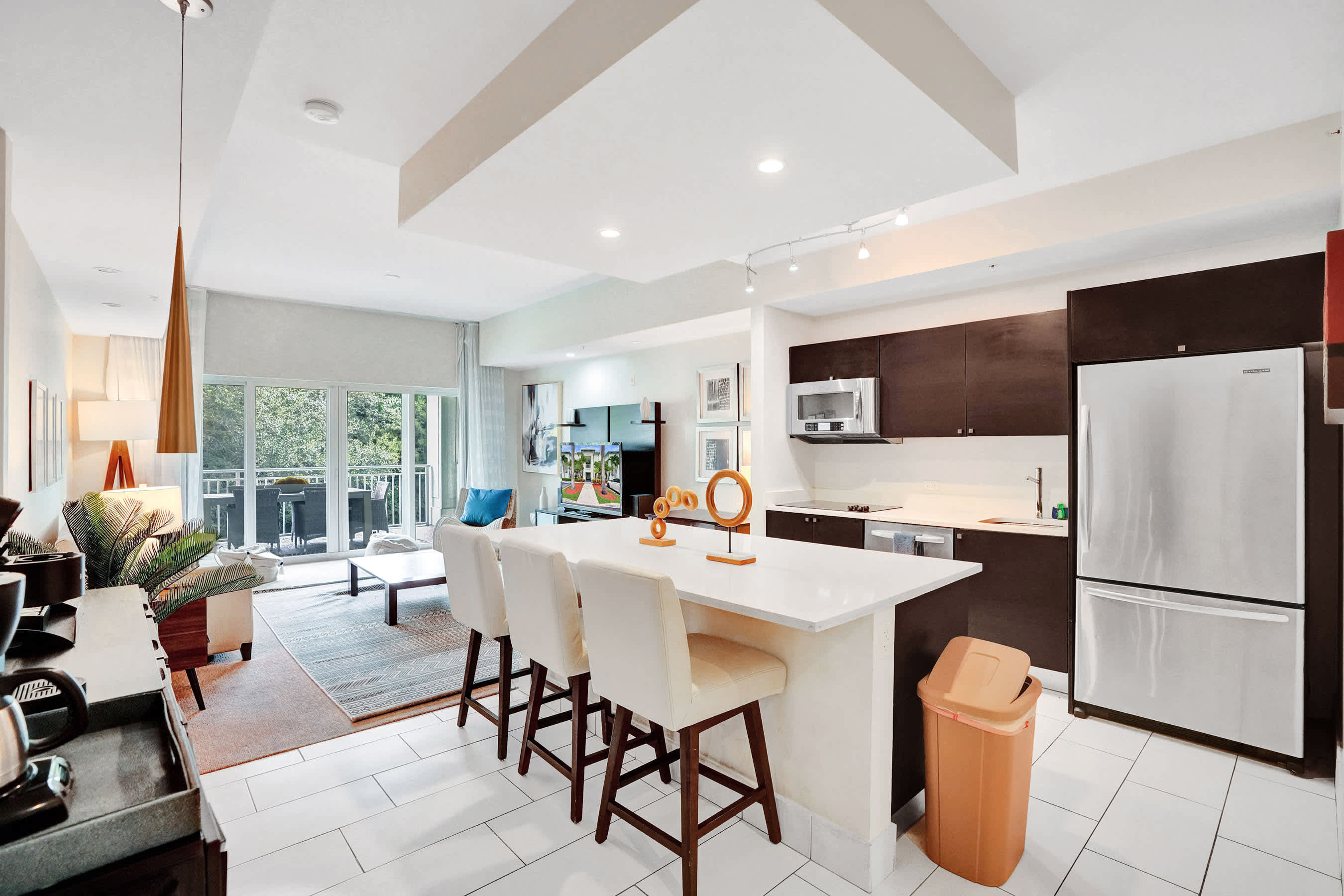 Villa Vista by VIAC - 2 Story w/ 3Bdrms & Golf View — Doral, FL — vacation rental