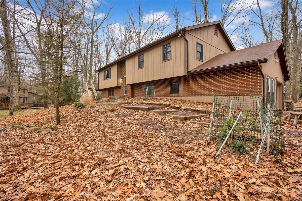 Rustic Forest Retreat – A charming cabin nestled among the trees, offering a secluded and peaceful getaway surrounded by nature.