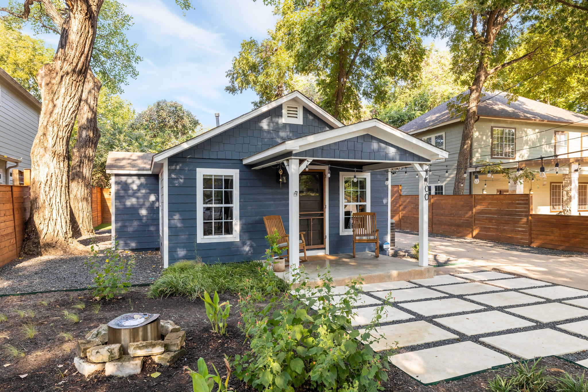 Walkable, Prime East Austin Location | Casa Cherico 