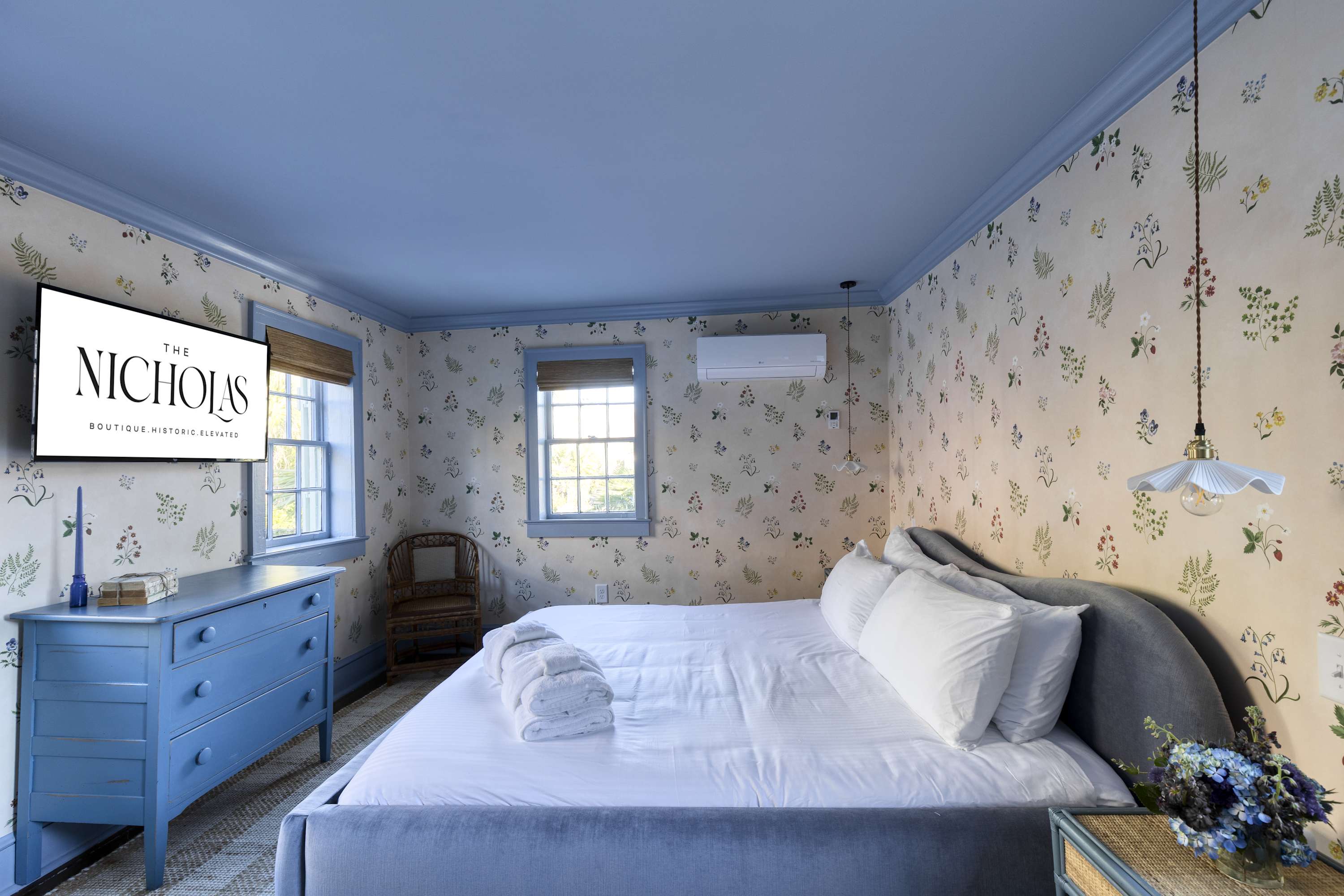 The Nicholas Carriage King Suite - Walk to King — Charleston, SC — vacation rental